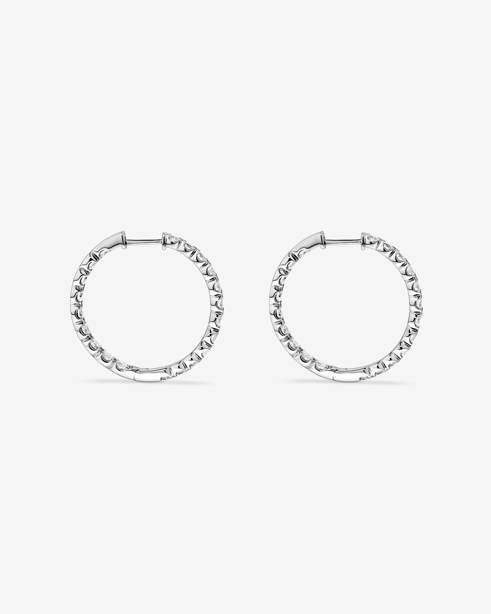 Boucles d’oreilles à cerceau diamant de laboratoire 3.00TW à l’envers en argent - Grandes