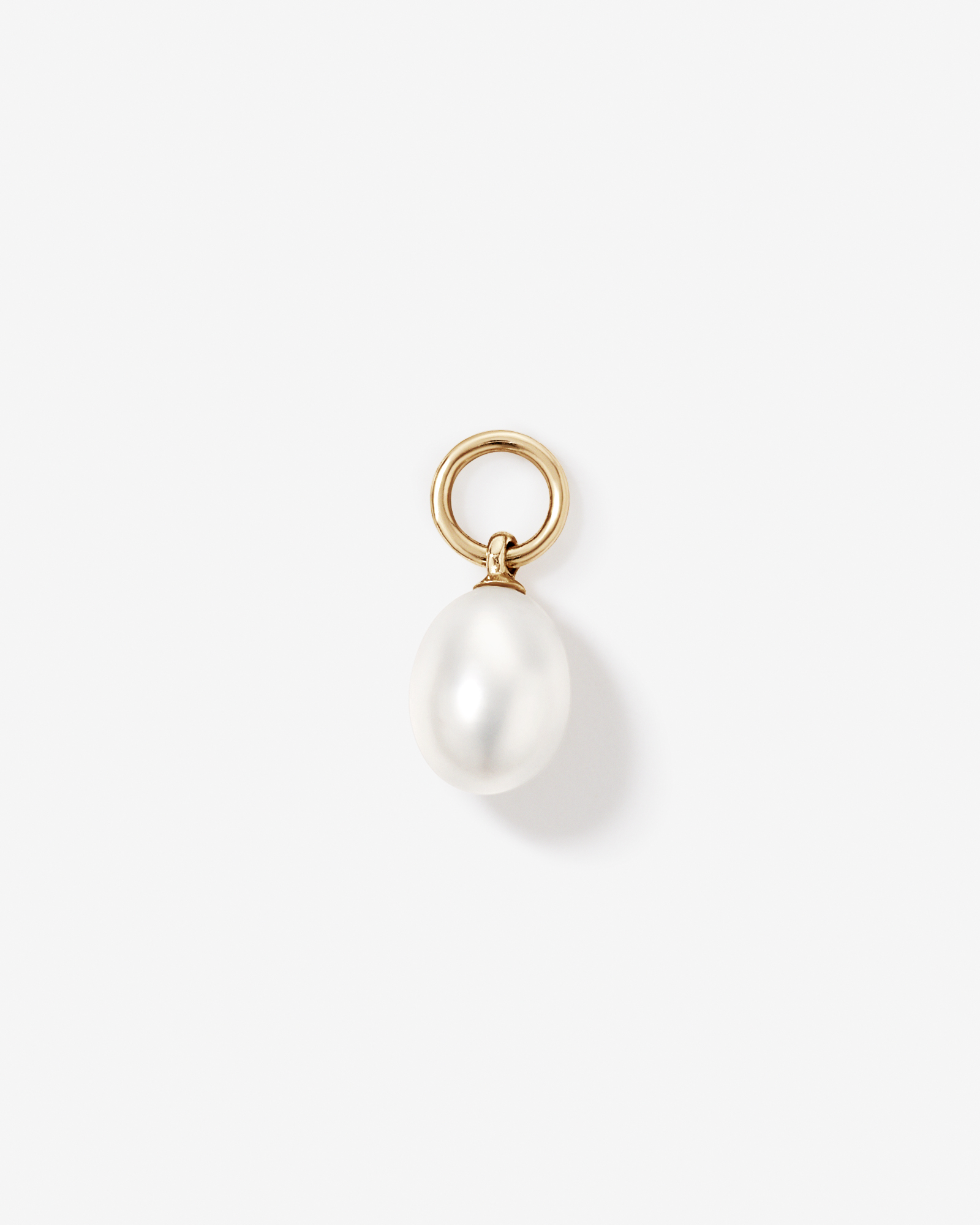 Oval Cultured Freshwater Pearl Single Earring Charm in 10kt Yellow Gold