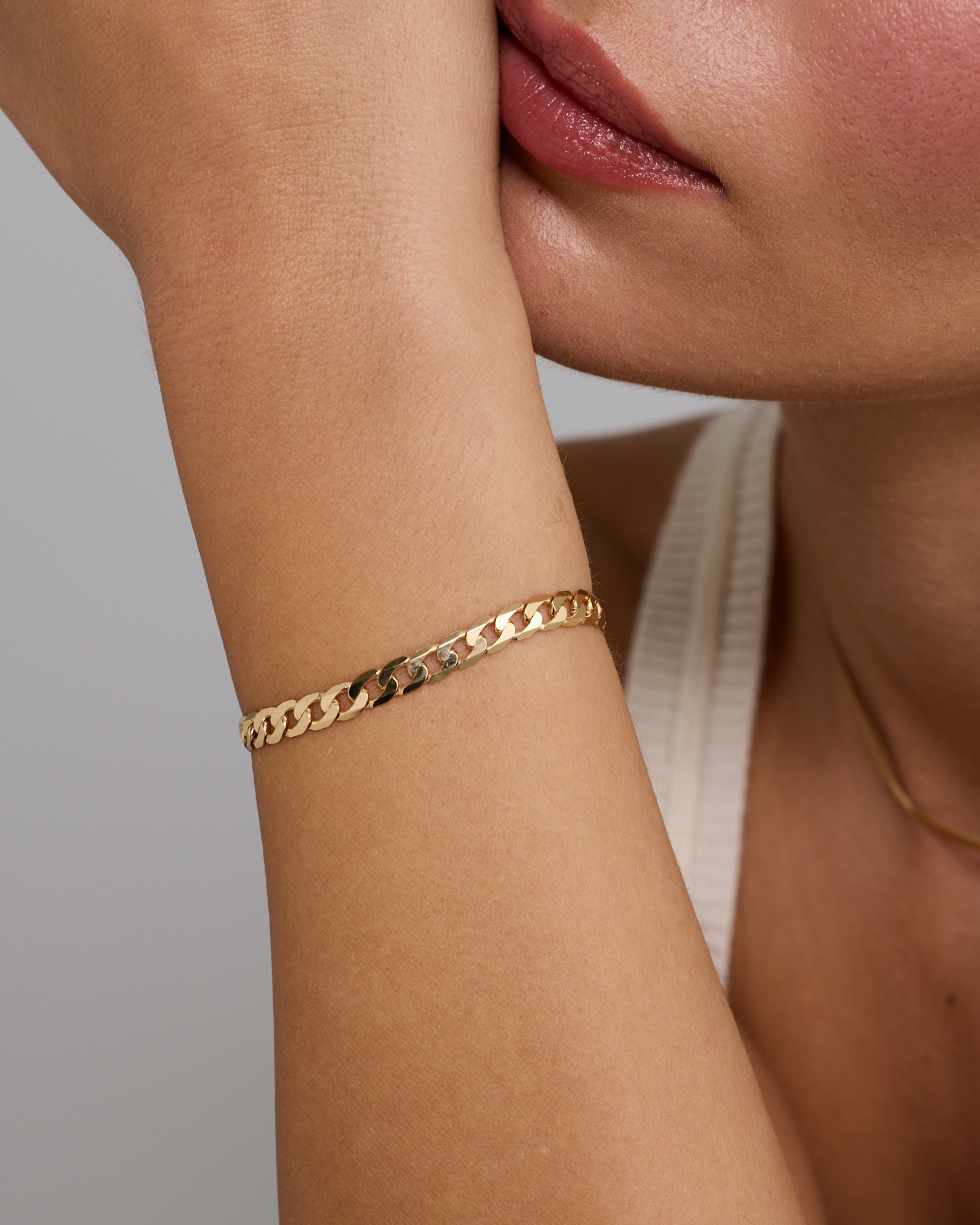 21cm (8") 4.5mm-5mm Width Curb Bracelet in 10ct Yellow Gold