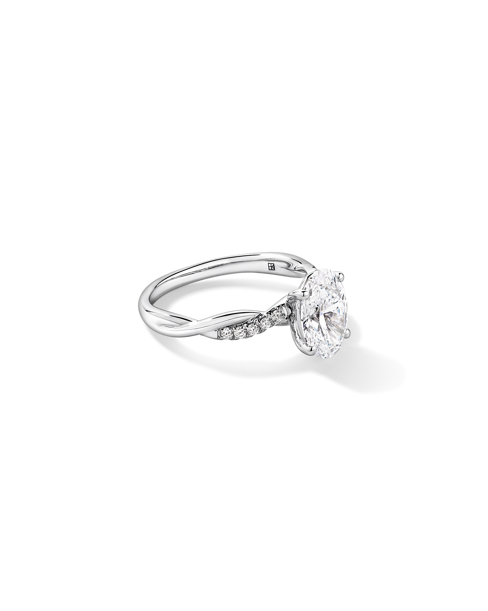 Bague de fiançailles torsadée en or blanc 14 carats, sertie d'un diamant ovale 2,10 carats cultivé laboratoire