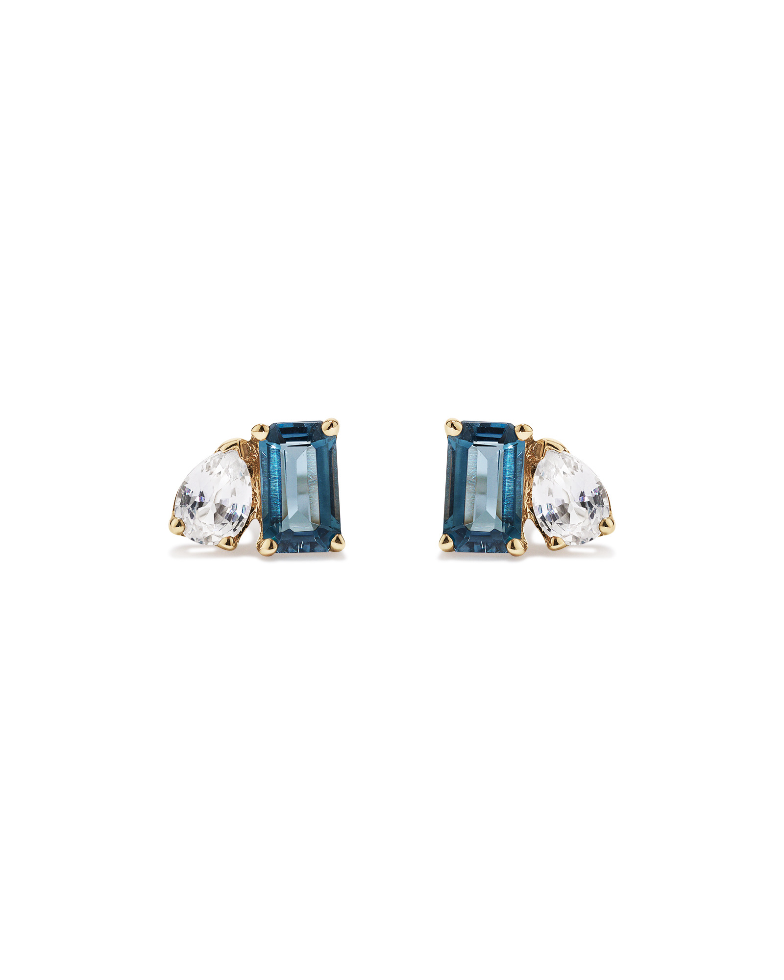 Boucles d’oreilles avec saphir blanc taille poire et topaze bleu de Londres taille émeraude en or jaune 10 carats