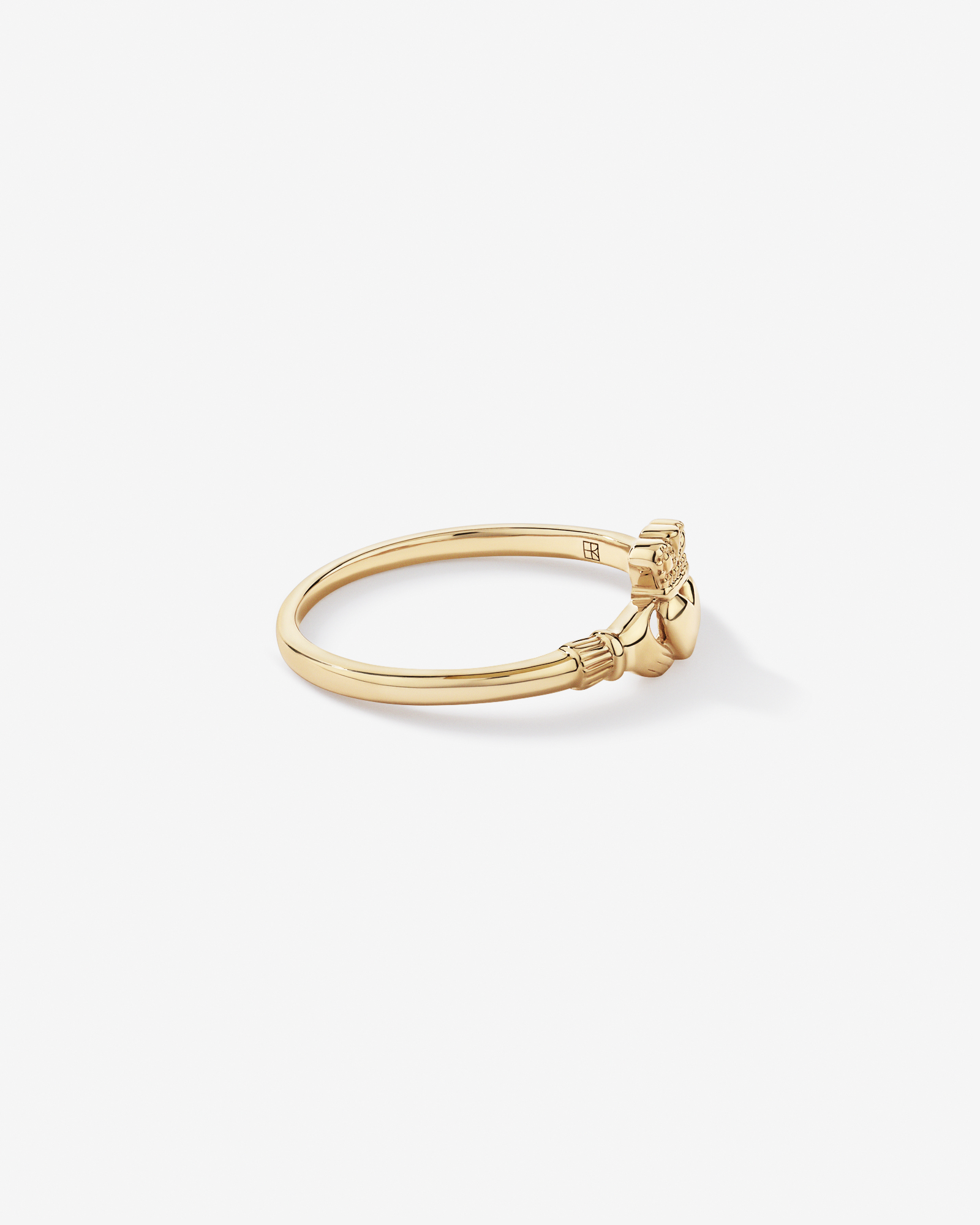 Petite Claddagh Ring 10kt Yellow Gold