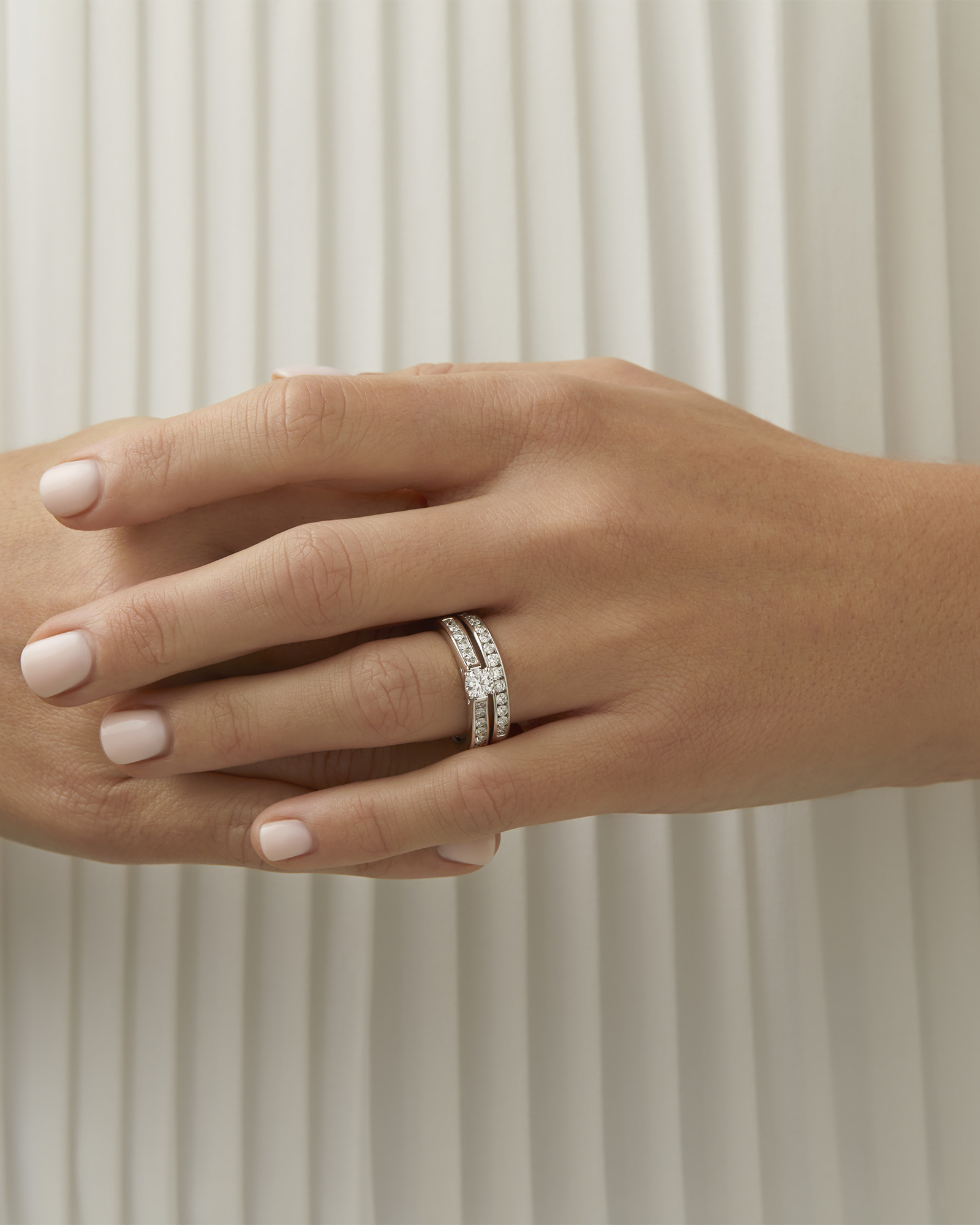 Ensemble nuptial en or blanc 14 K avec diamants totalisant 1,00 ct