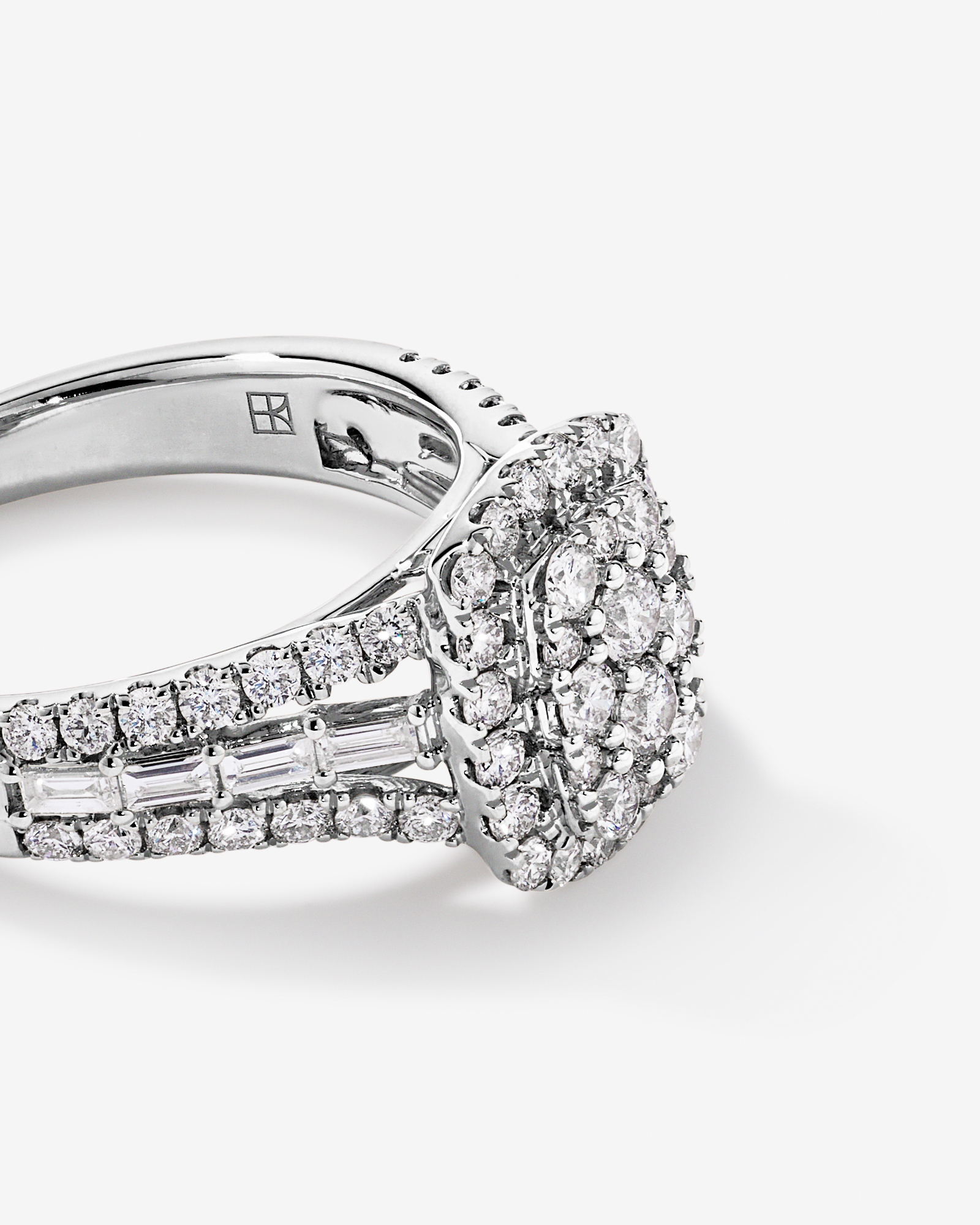 1.25 Carat TW Round Brilliant and Baguette Cluster Diamond Ring 14kt Gold