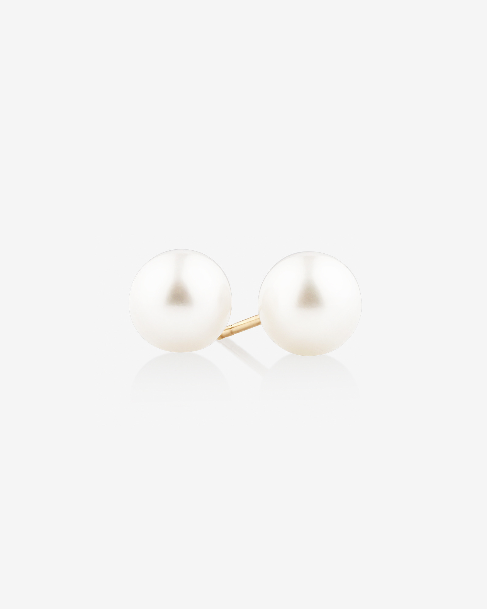 Stud Earrings with 7mm Round Cultured Freshwater Pearls in 10kt Yellow Gold