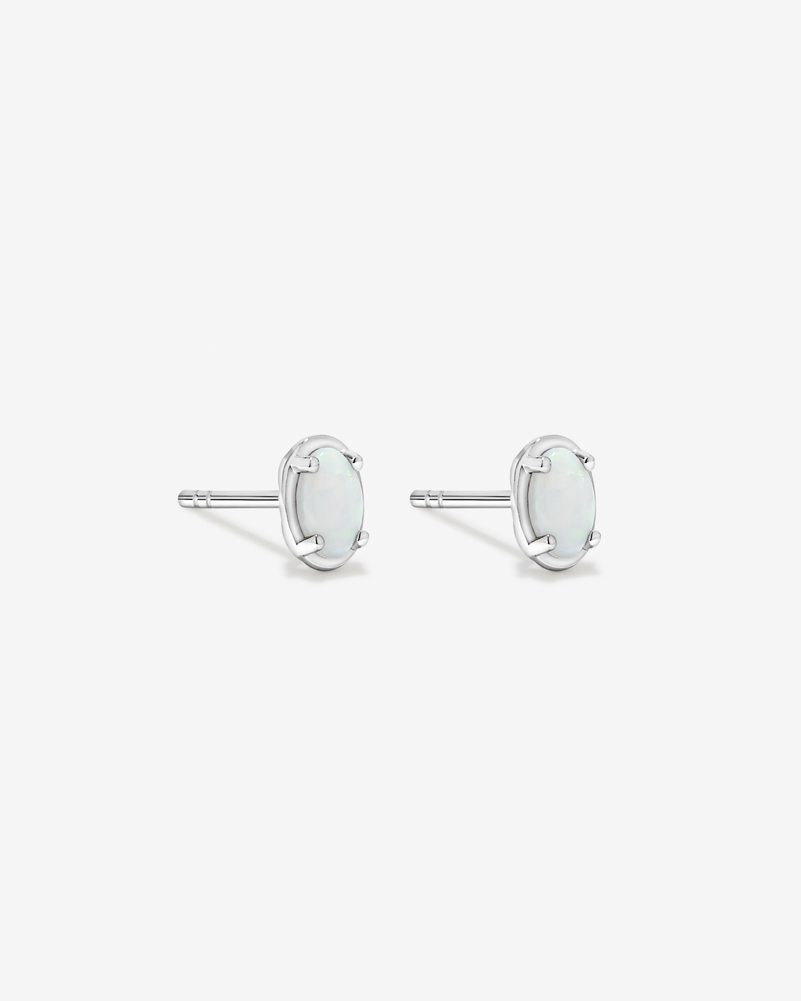 Boucles d’oreilles ovales australiennes en opale en argent sterling