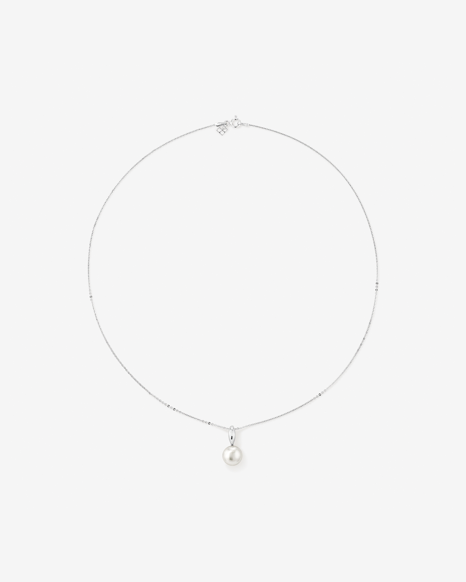 Pendant with Cultured Freshwater Pearl in Sterling Silver