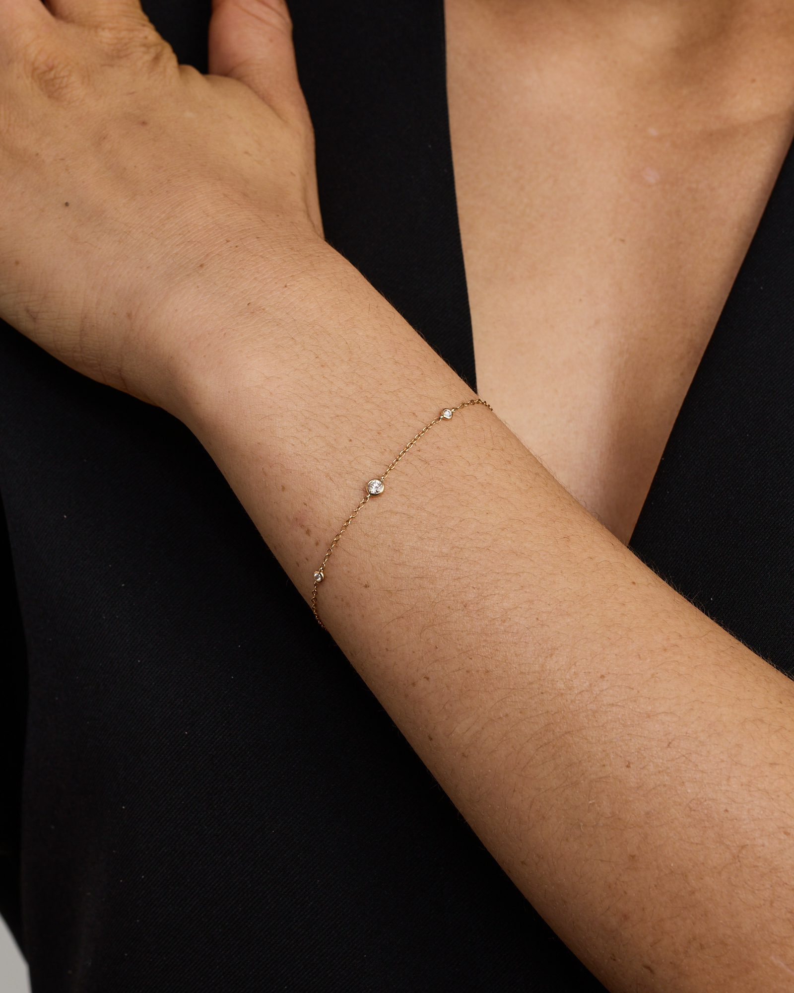 Station Bracelet with 0.10 Carat TW of Diamonds in 10kt Yellow Gold