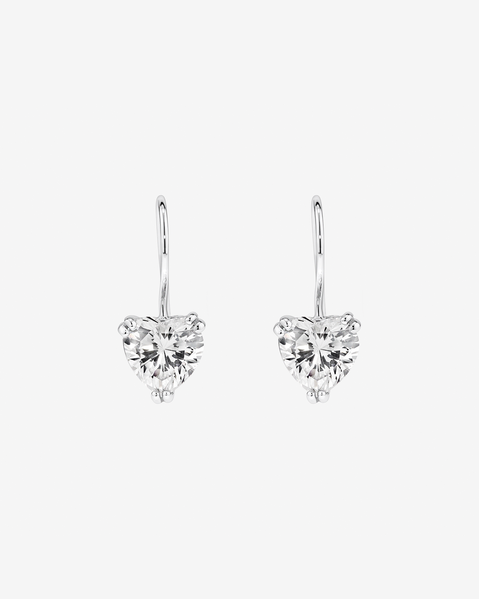 Boucles D'Oreilles Pendantes En Forme De Cœur En Zircon Cubique Avec Crochet De Berger En Argent Sterling