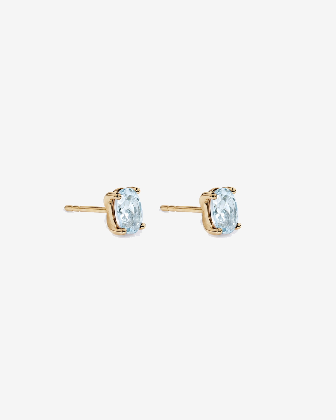 Oval Aquamarine Stud Earrings in 10kt Yellow Gold