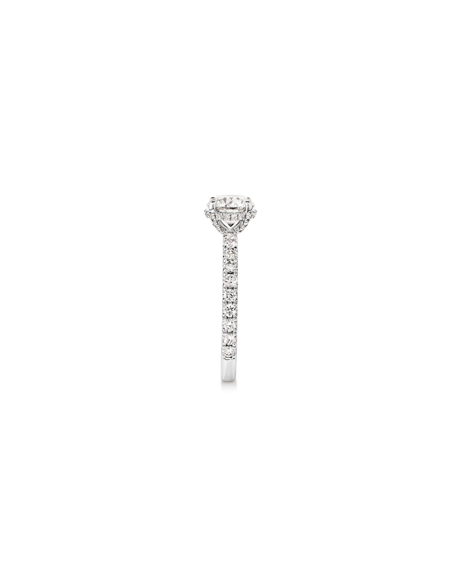 1,40 Carat Poids Total Bague De Fiançailles En Diamant Rond Brillant Avec Pavé Caché Et Halo, En Platine