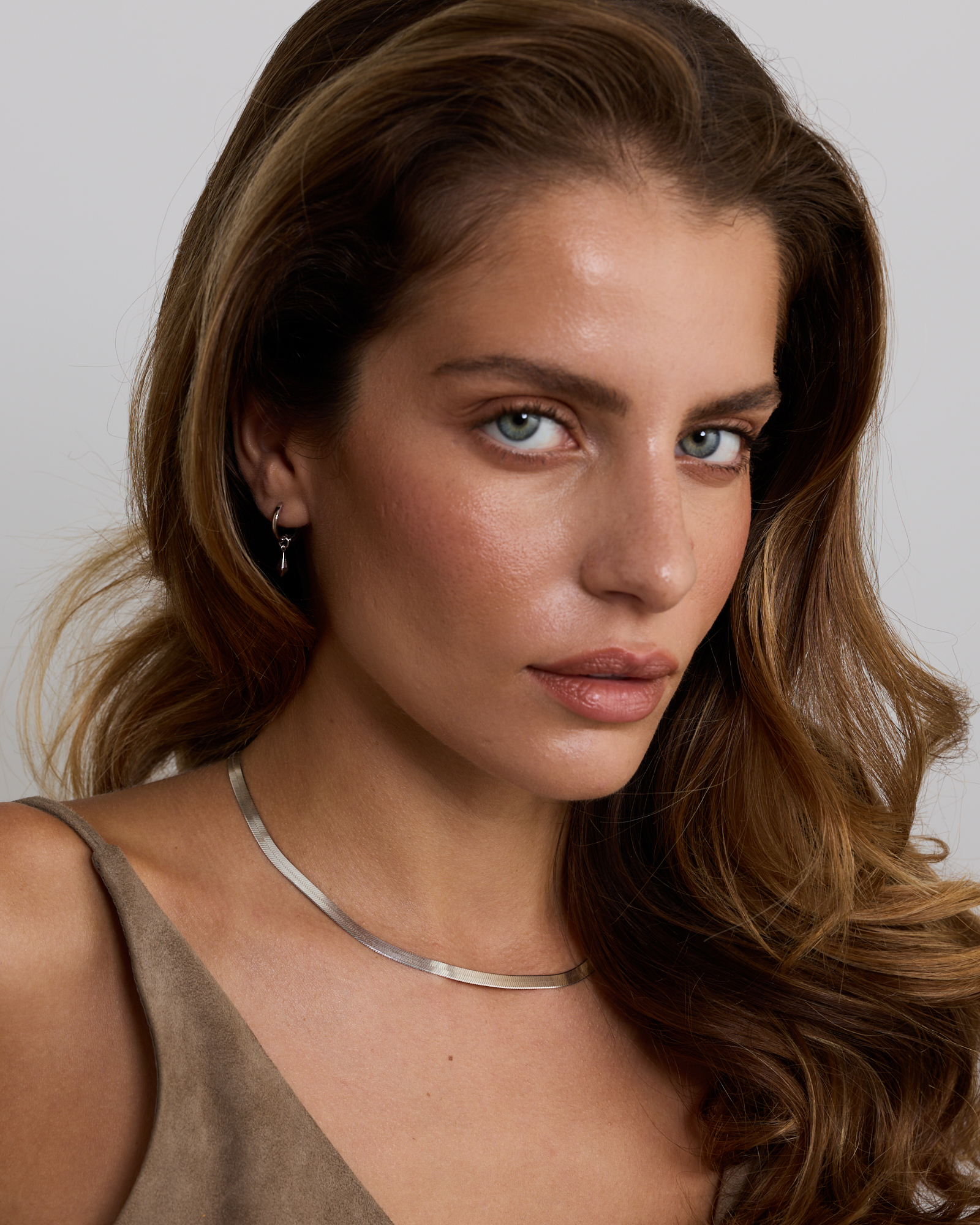 Charme de boucle d’oreille prisme en argent sterling