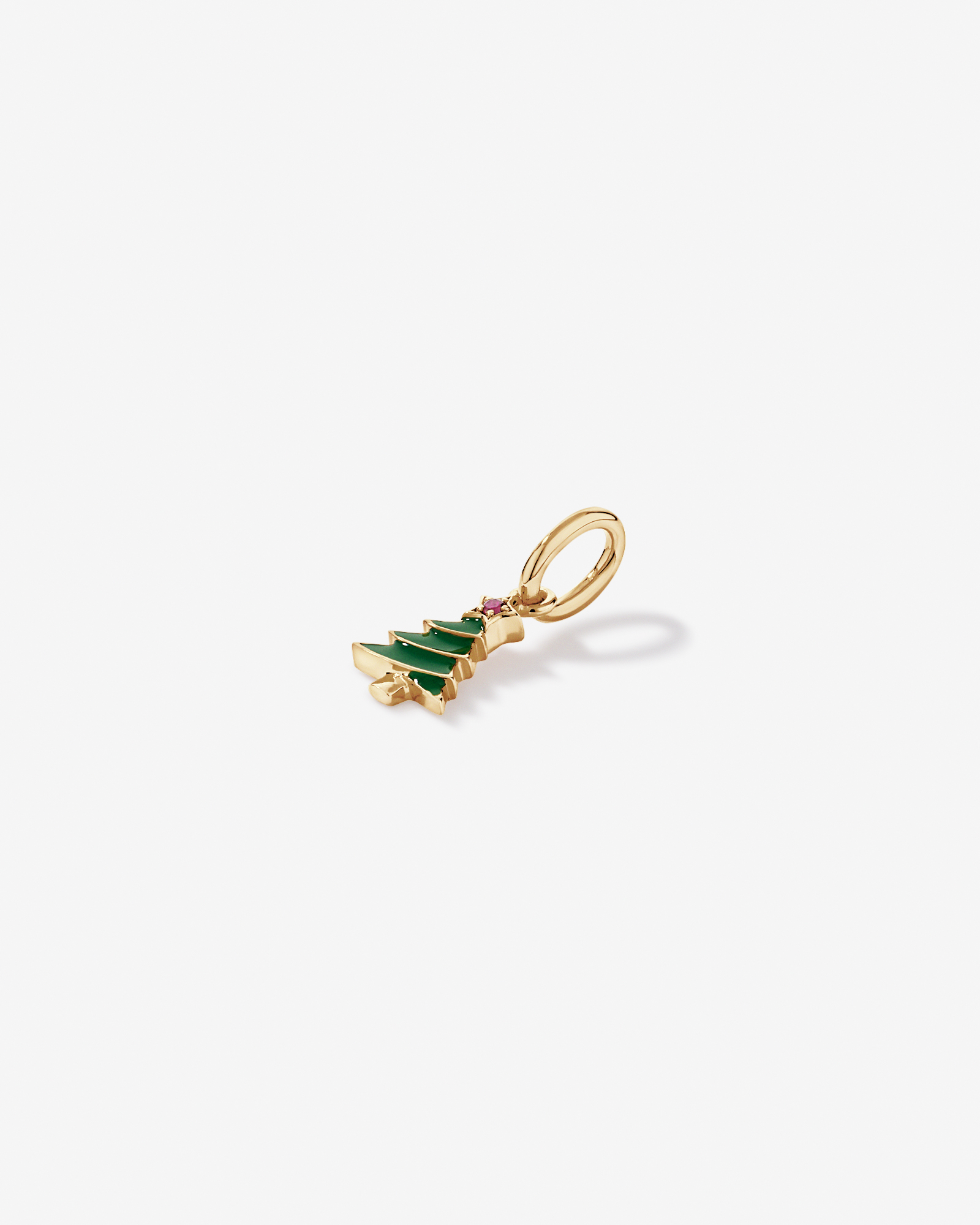 Pendentif sapin de Noël avec rubis et émail créés en Vermeil en or jaune 18 carats