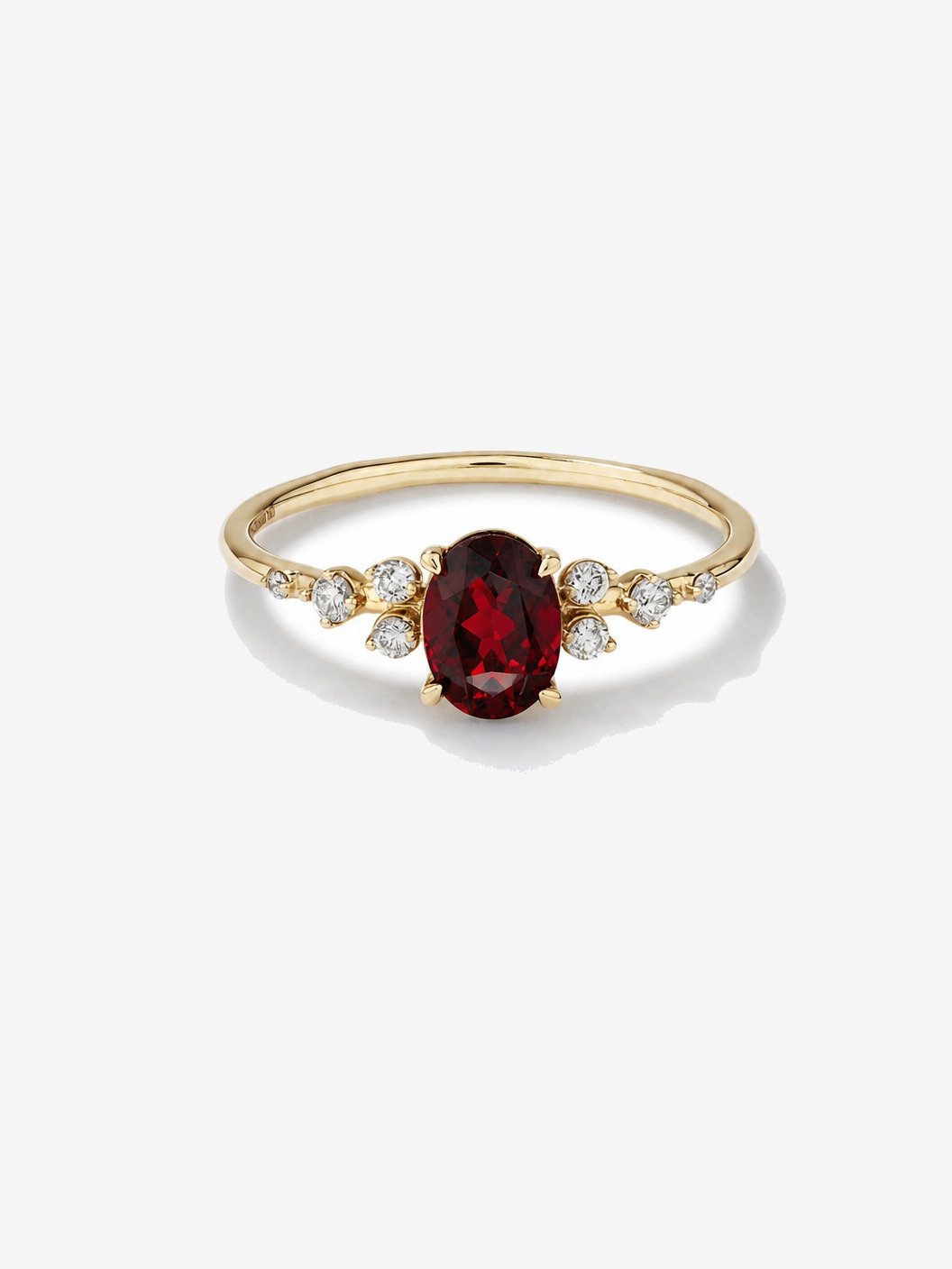 Bague Grenat avec diamants 0,12 ct PT en or jaune 10