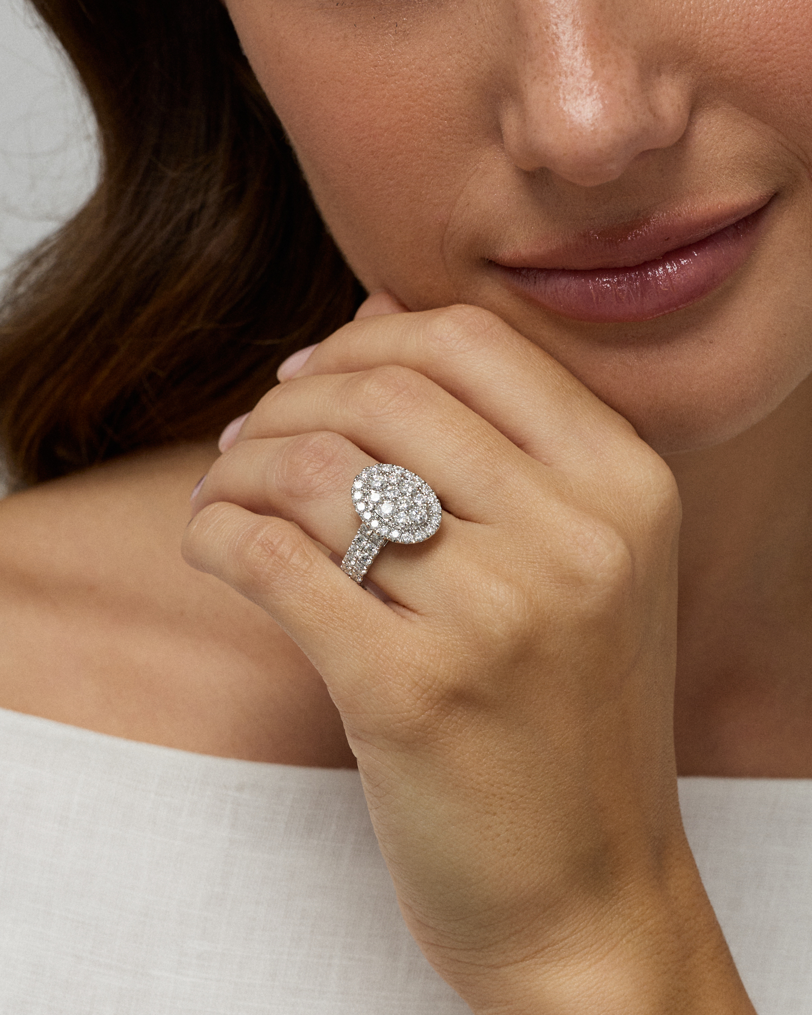 2.00TW Round Brilliant Laboratory-Grown Diamond Cluster Ring 10kt White Gold