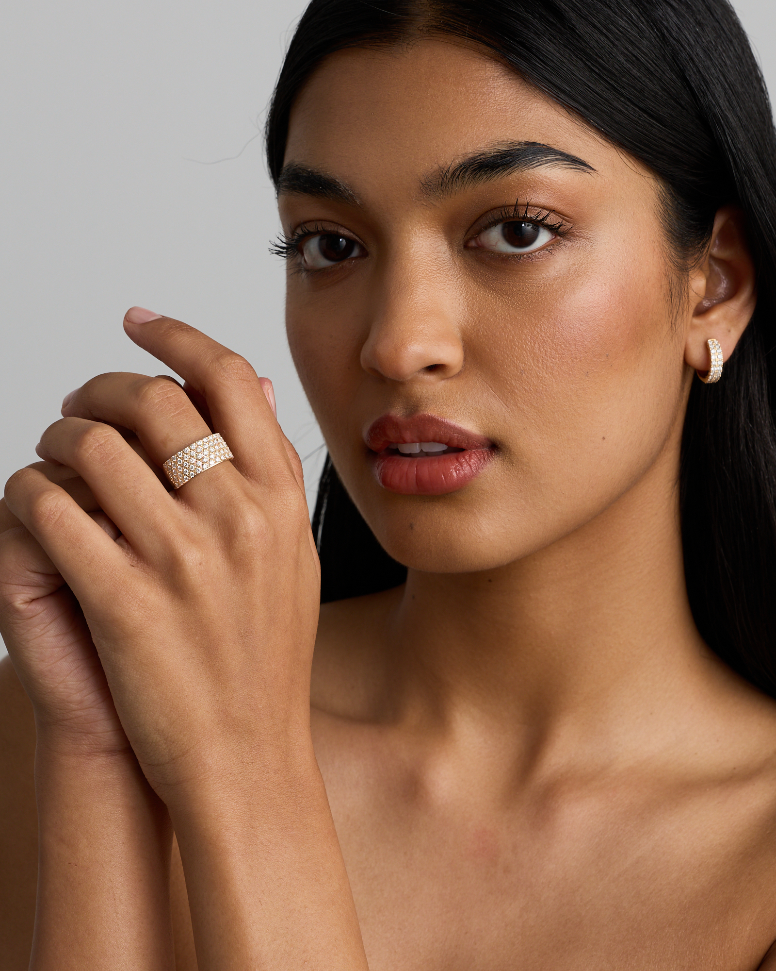 1.00 Carat TW Diamond Wide Pavé Ring 10kt Yellow Gold