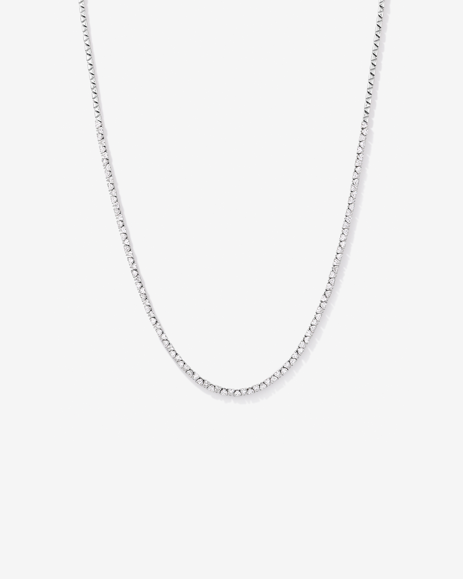 Collier de tennis en cœur en diamant cultivé en laboratoire de 10,00 carats TW en or jaune 10 carats
