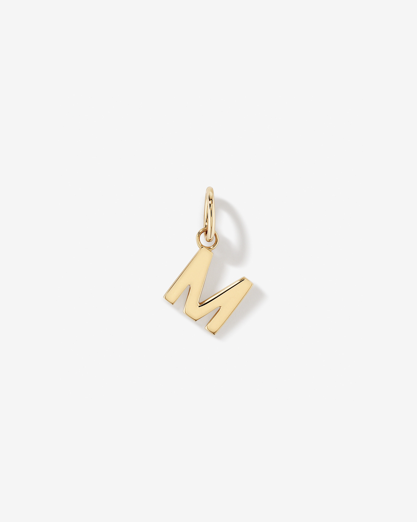 Pendentif initiale "M" en or jaune 10 carats