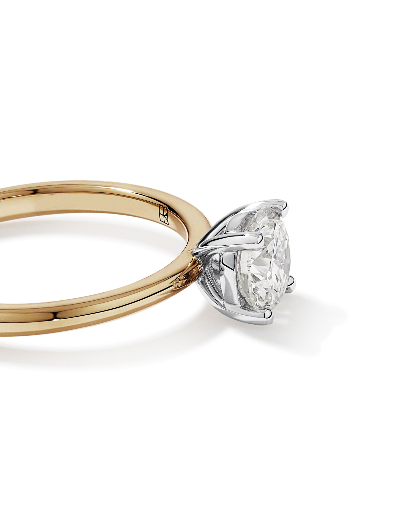 Bague solitaire en diamant canadien rond brillant 1,00 carat poids total en or jaune et blanc 18 kt