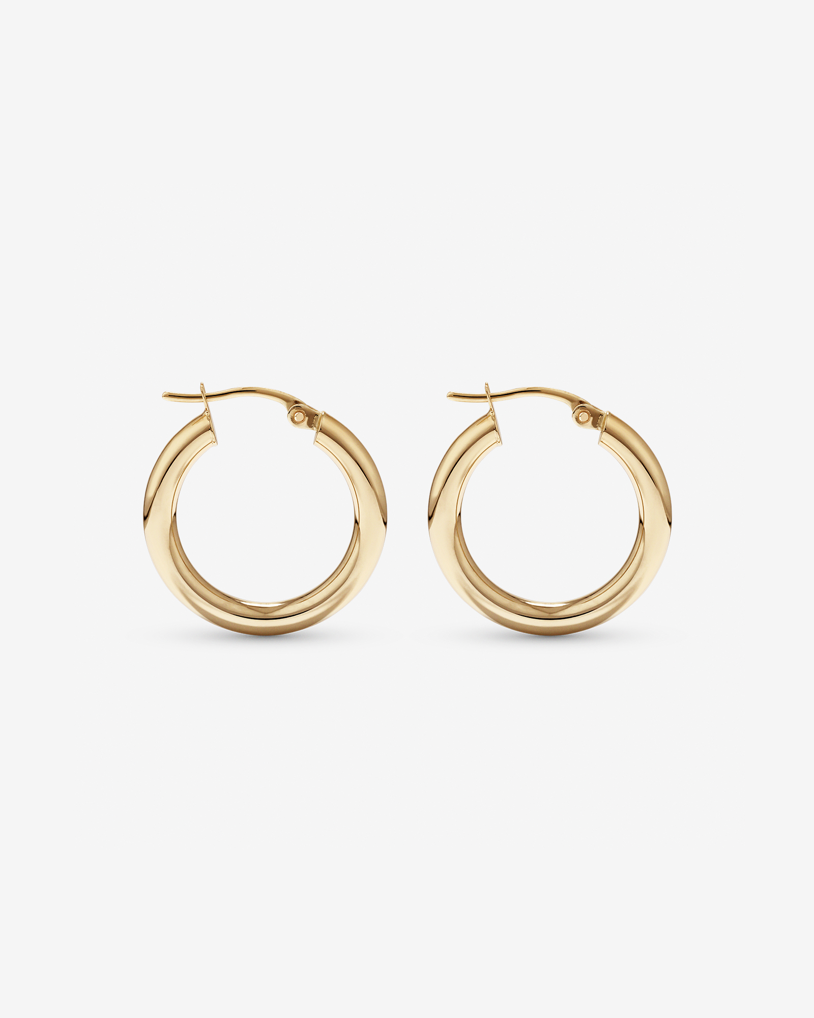 15mm Hoop Earrings in 10kt Yellow Gold
