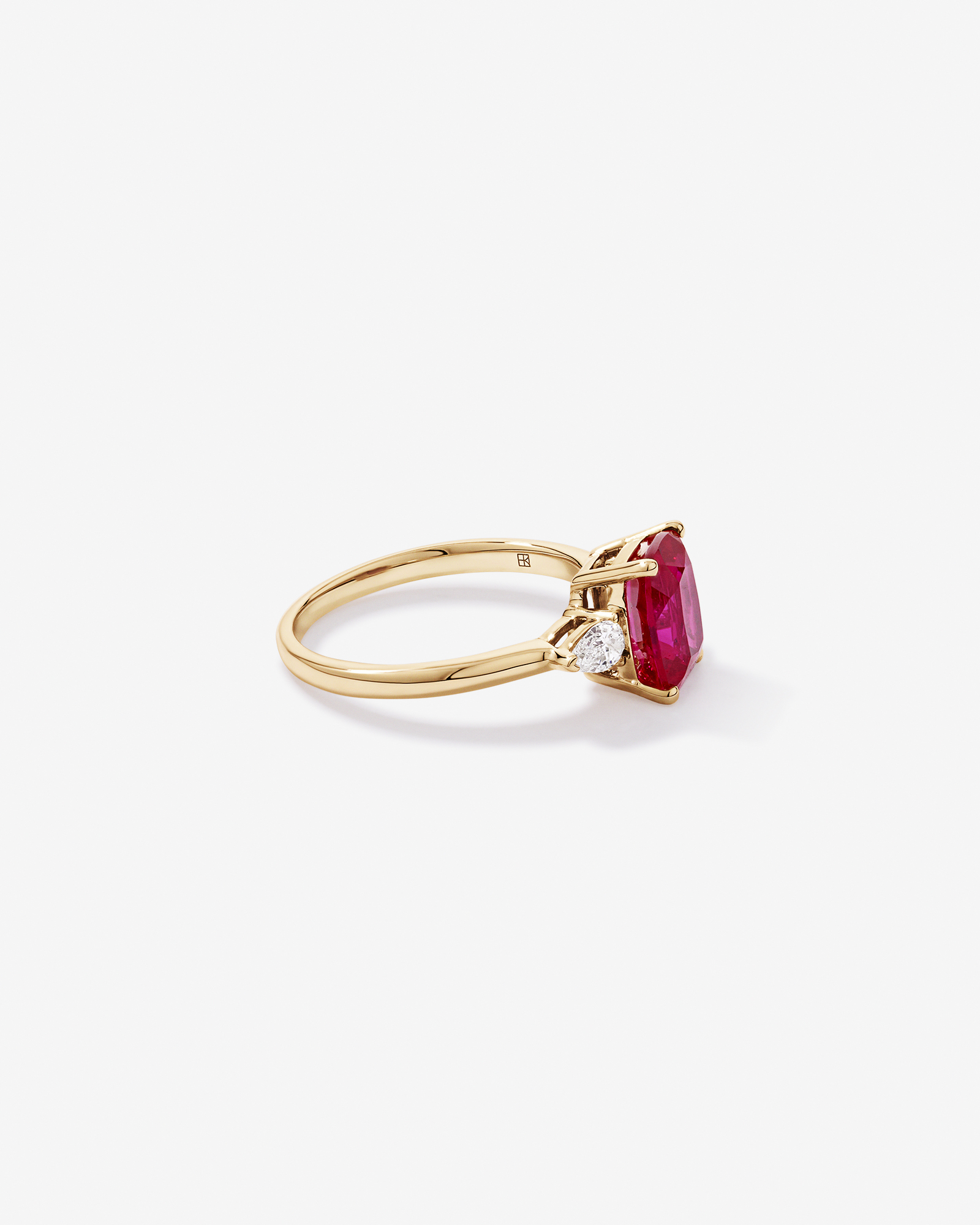 Created Ruby and 0.27 Carat TW Laboratory-Grown Diamond 3 Stone Ring 10kt Yellow Gold