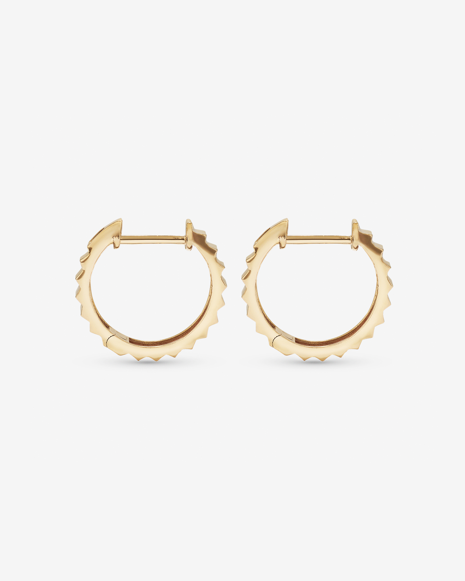 Créoles striées en or jaune 10 carats