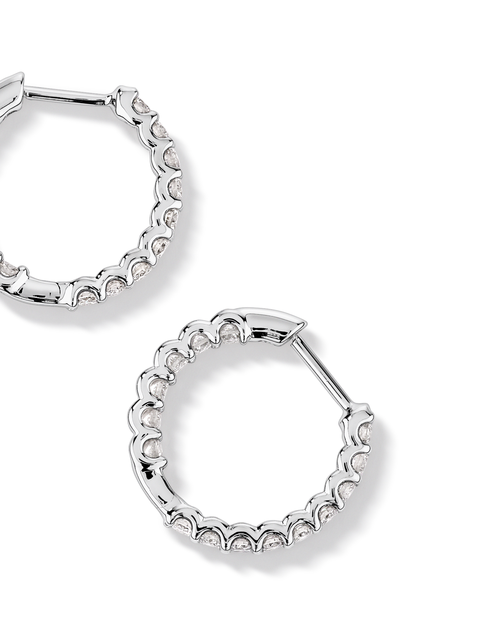 Boucles d’oreilles en diamant créées en laboratoire 1,00 carat TW serties en or blanc 10 carats