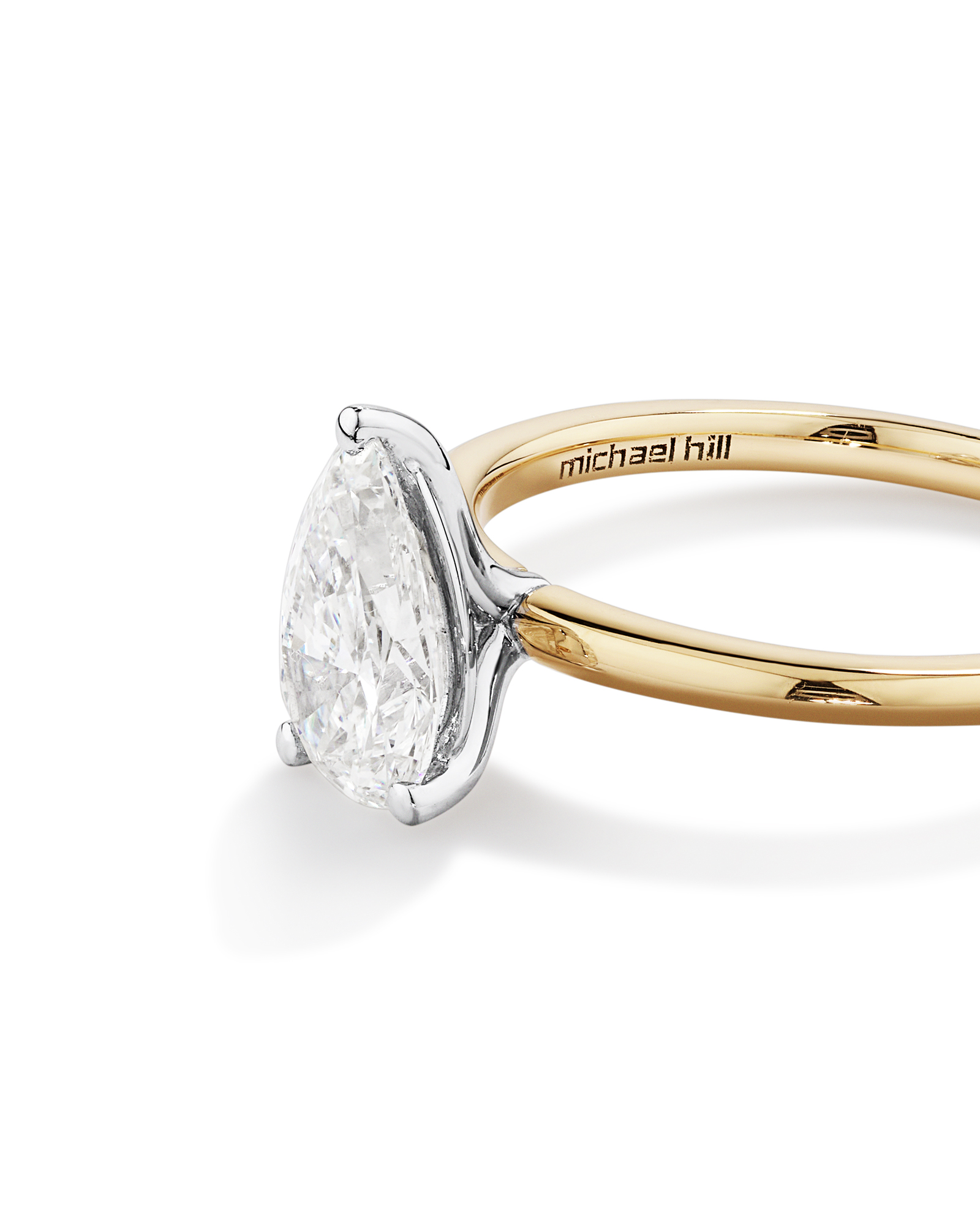 Bague De Fiançailles Solitaire En Diamant Laboratoire Poire 1,25 Carat Poids Total Or Jaune Et Blanc 14 Carats