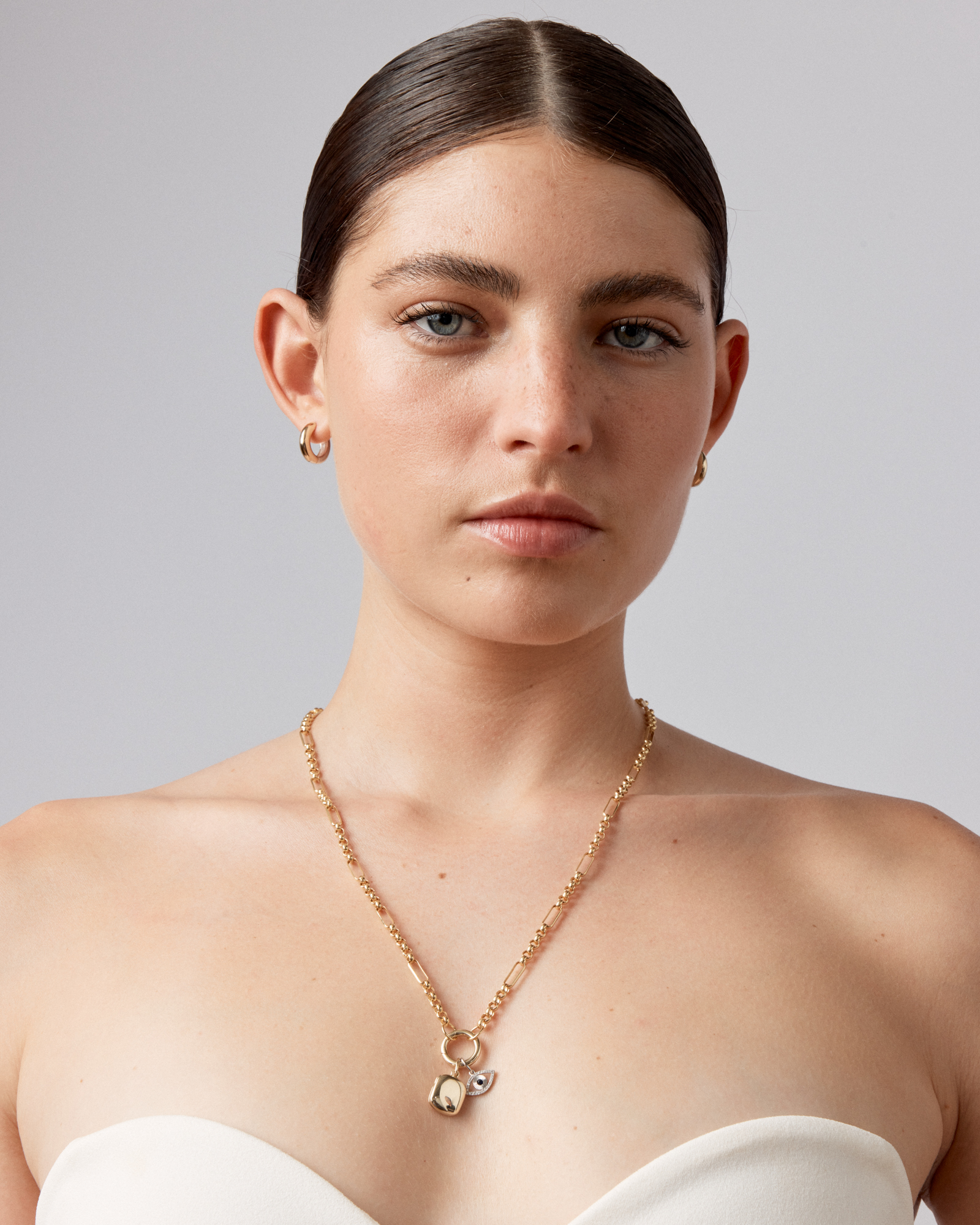 Pendentif médaillon carré en or jaune 10 carats