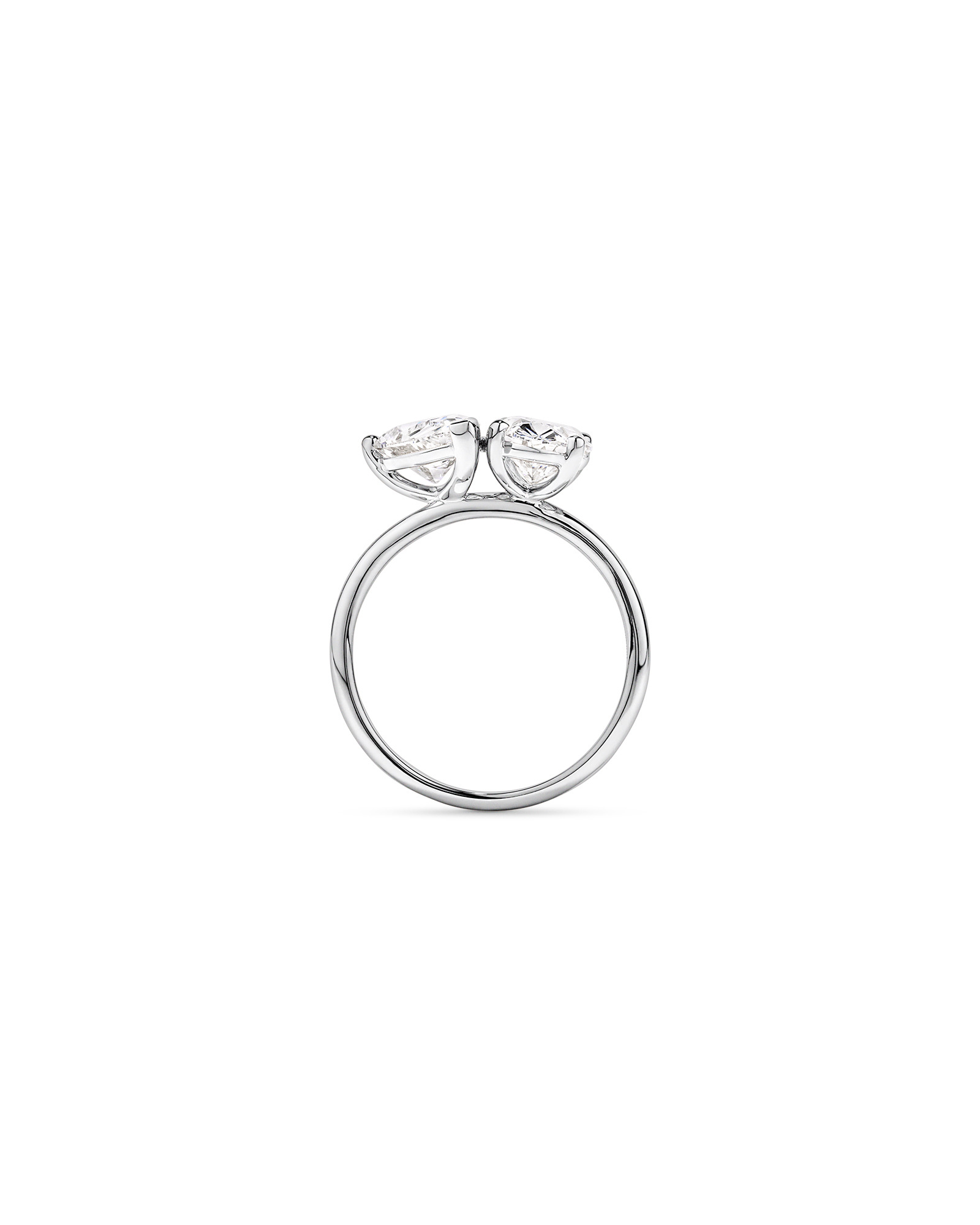 Bague de fiançailles deux pierres en or blanc 14 carats, sertie diamants laboratoire forme poire et ovale (3,00 carats au total)