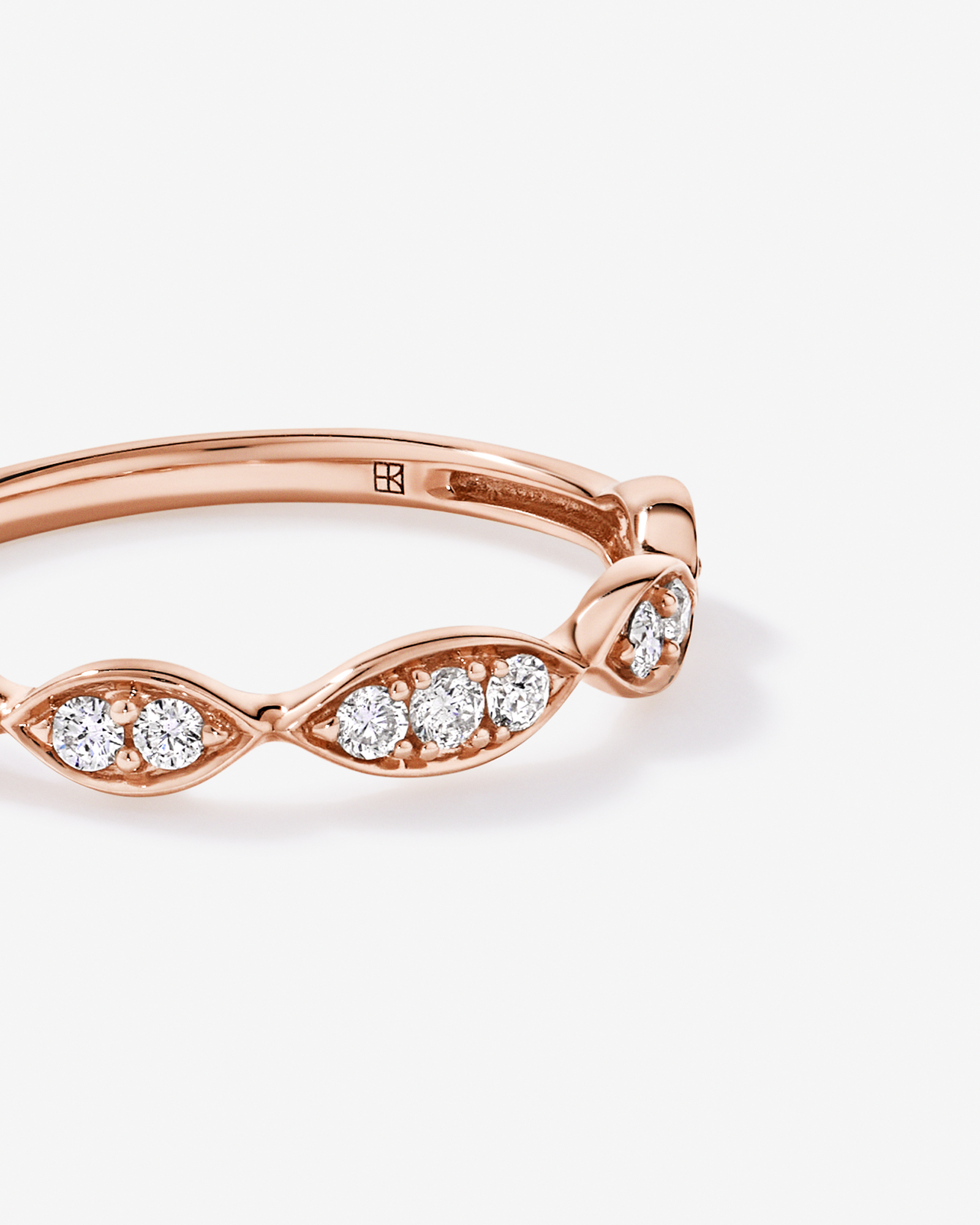 0.20TW Diamond Twist Wedding Band 14kt Rose Gold
