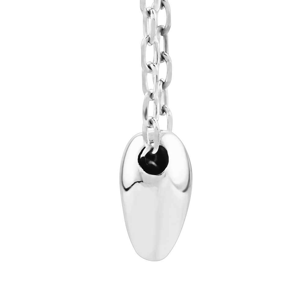 Collier en argent de 45 cm à cœur miniature et diamants totalisant 0,004 ct