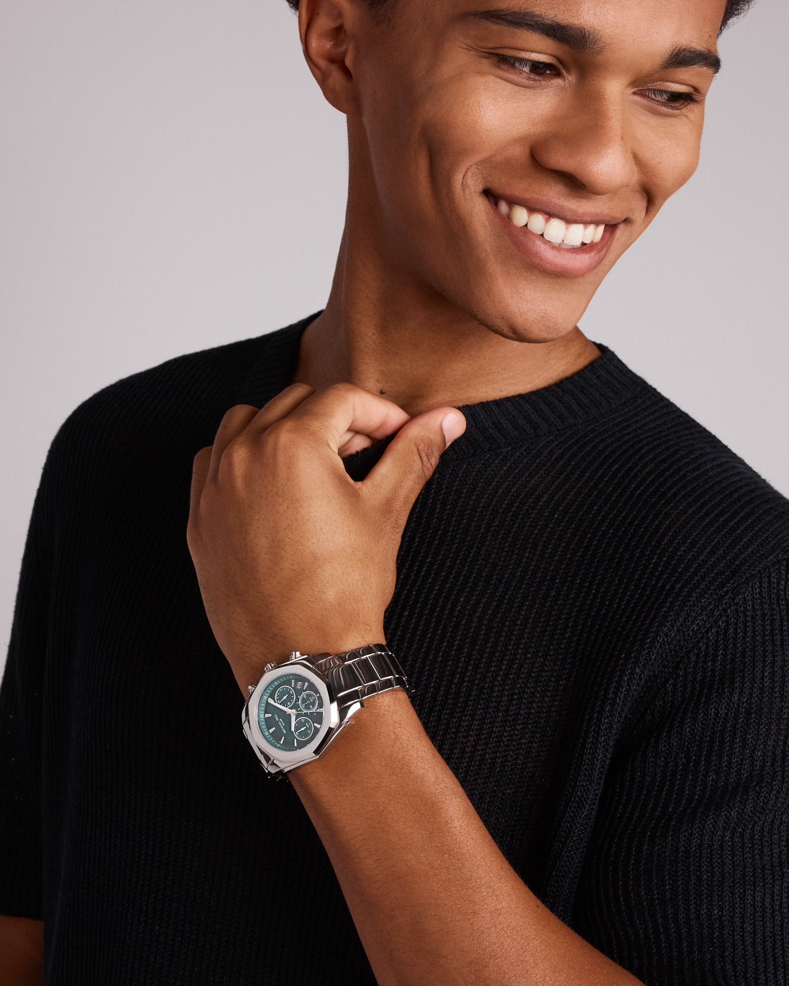 Montre chronographe solaire pour homme en acier inoxydable