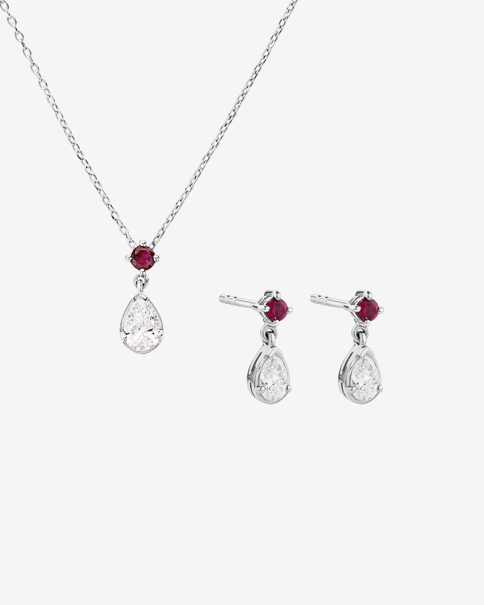 Ensemble cadeau 0,74 ct TDW avec rubis créés en argent