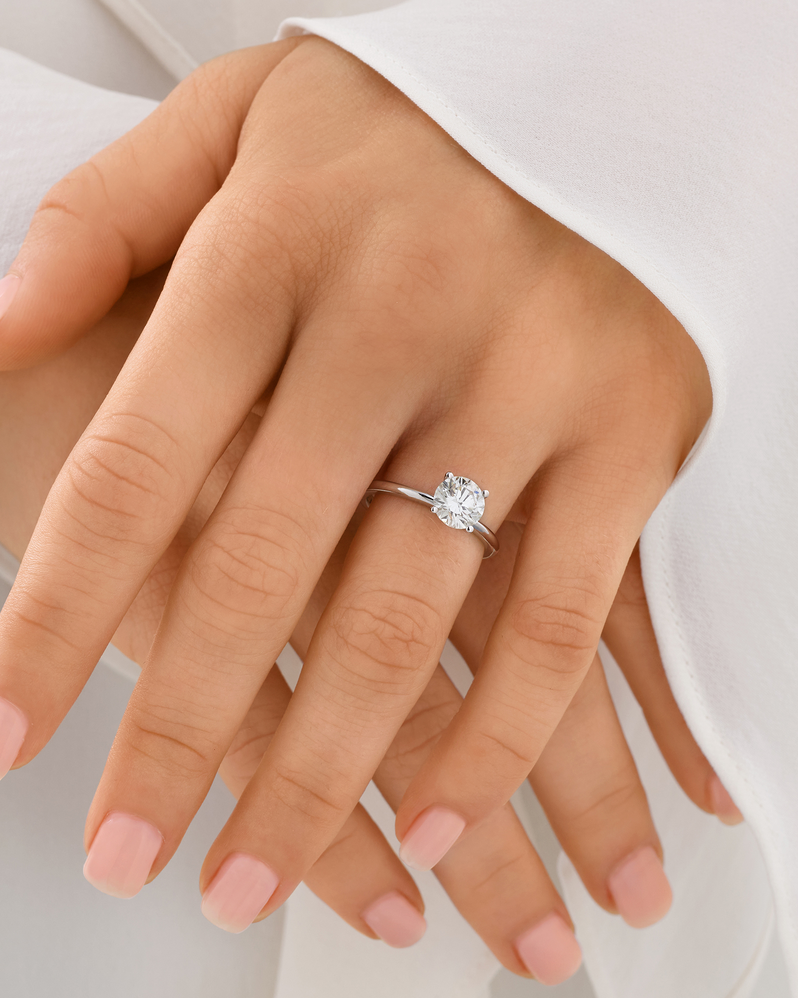 Carat TW Round Brilliant Laboratory-Grown Diamond Solitaire Engagement Ring 14kt Gold