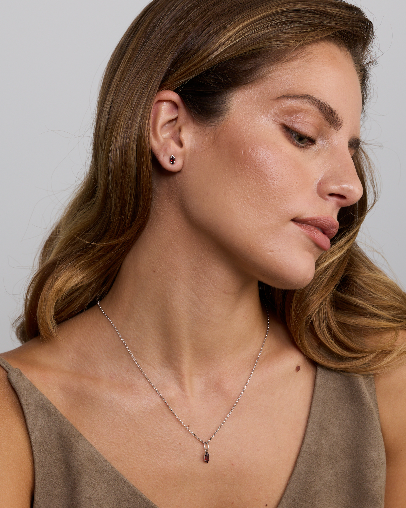 Boucles d’oreilles en grenat taille marquise en argent sterling