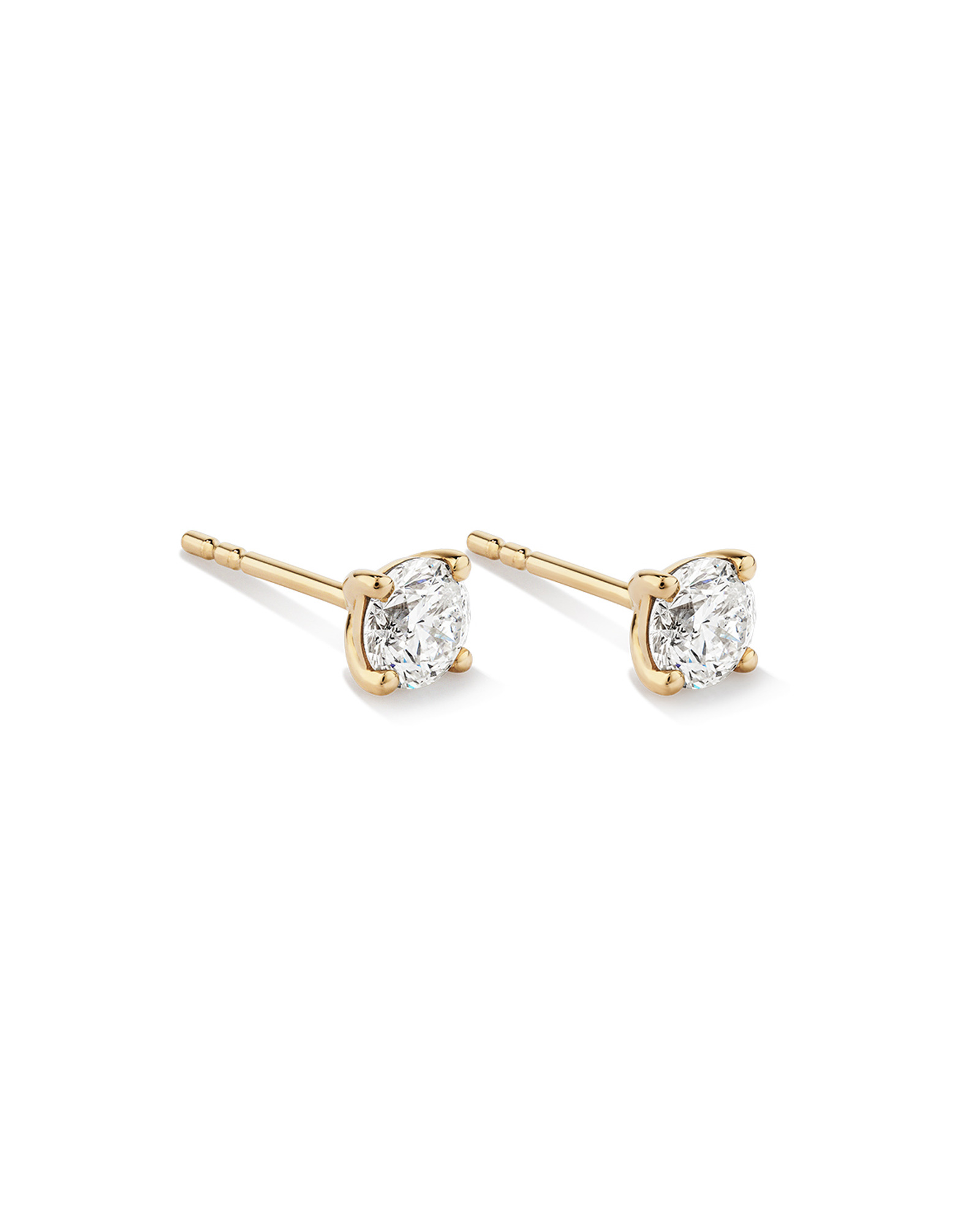 0,75 Carat TW Boucles d'oreilles puces solitaires en or jaune 18kt