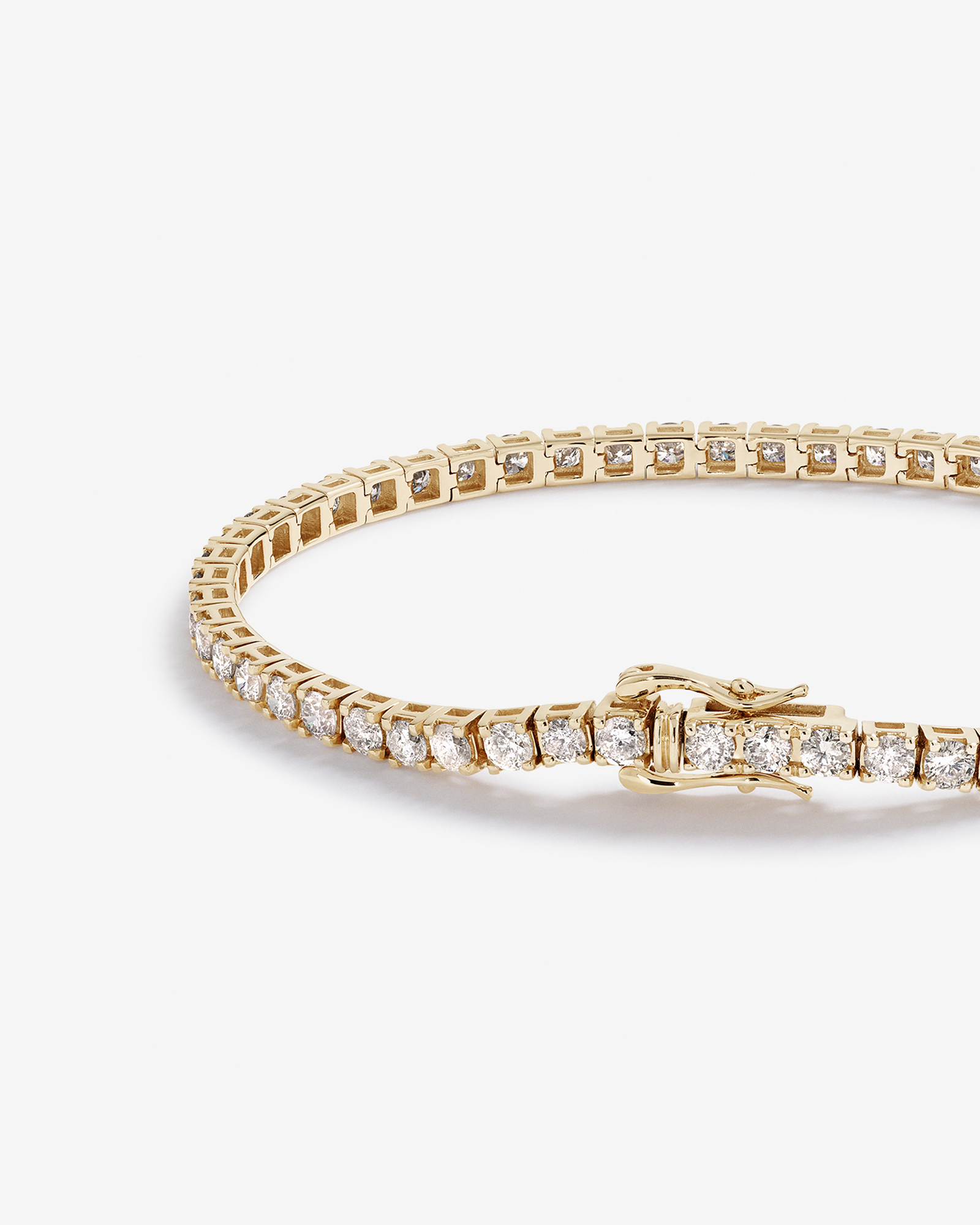 4.92 Carat TW Diamond Tennis Bracelet in 10kt Yellow Gold