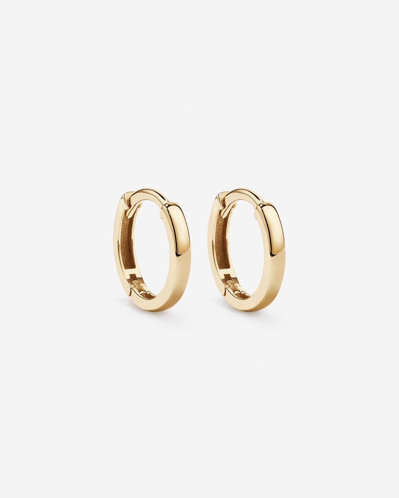 Boucles d'oreilles Huggie polies moyennes de 12 mm en or jaune 10 carats