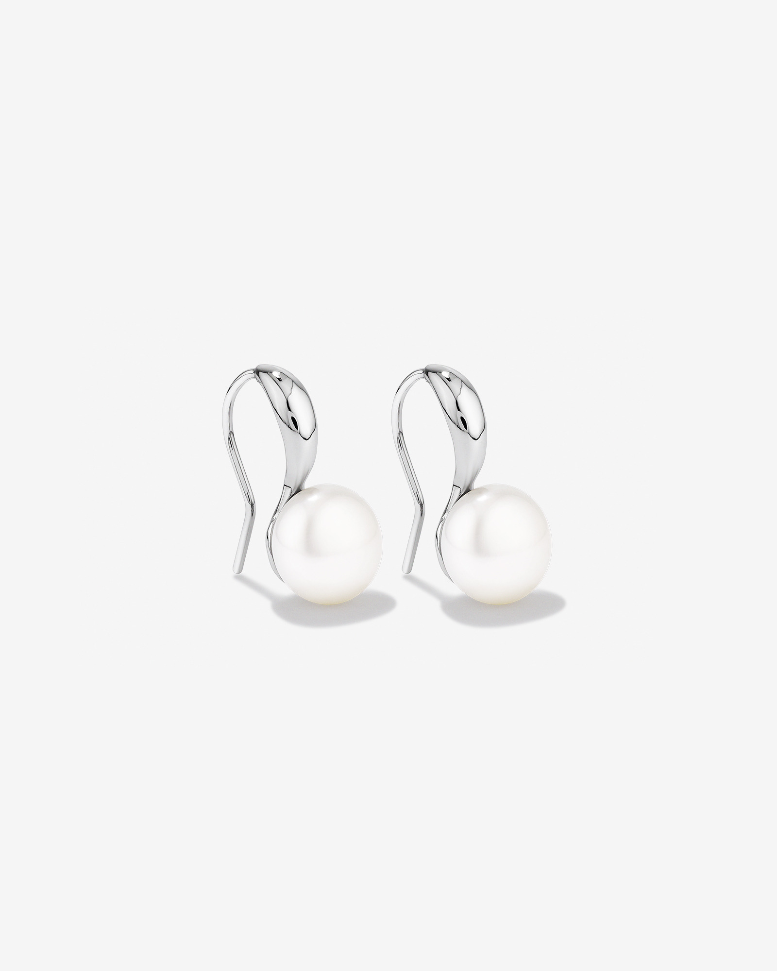 Boucles d'oreilles crochet en argent sterling avec perles d'eau douce