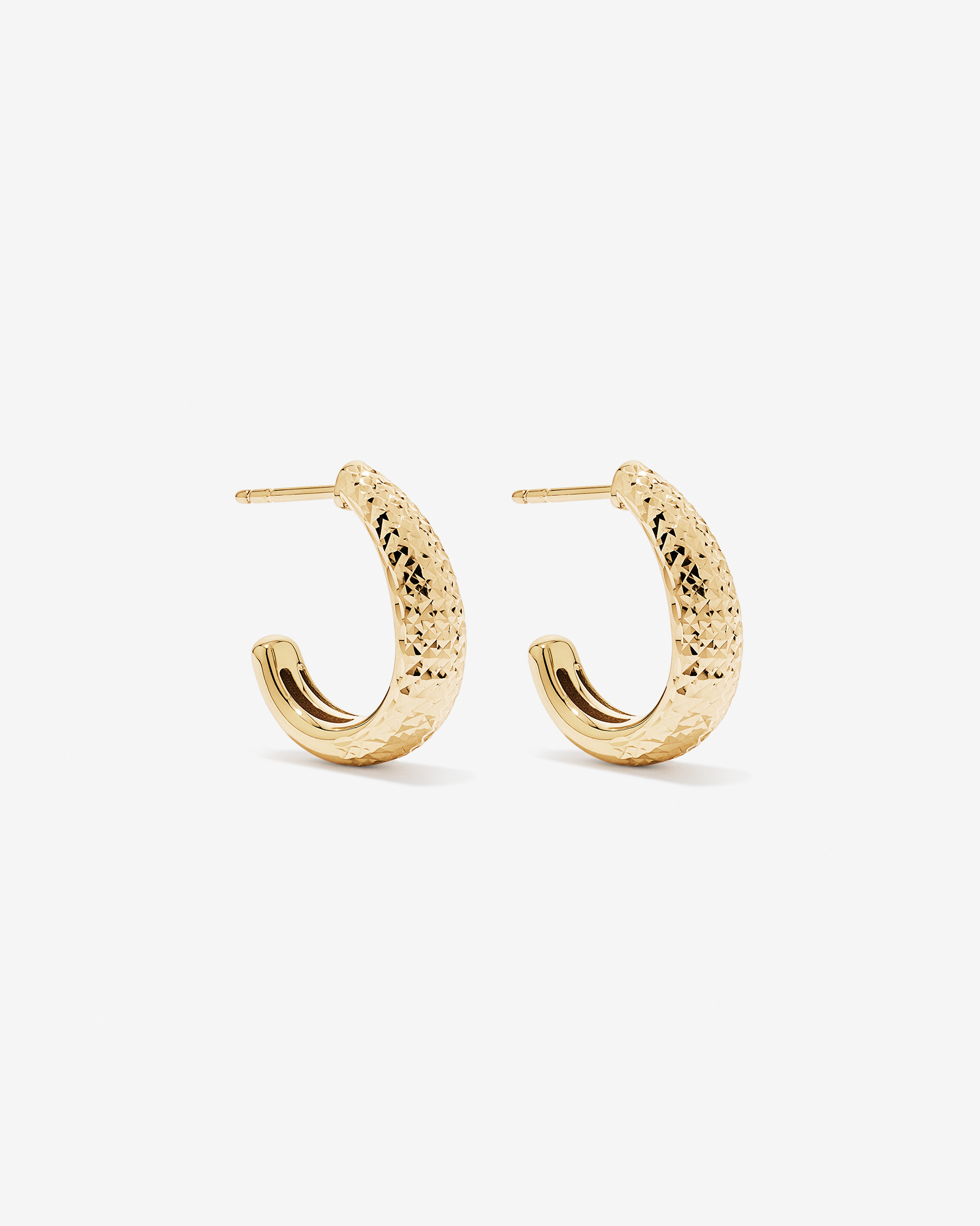 Textured Hoop Earrings in 18Kt Vermeil