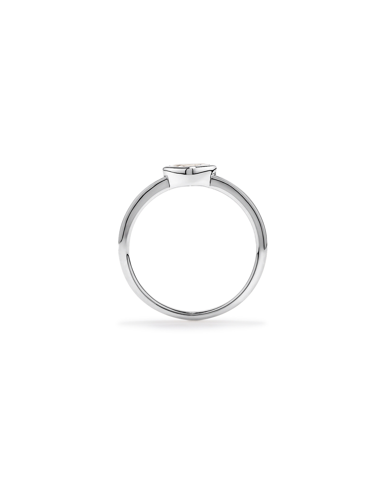 Anneau à lunette en saphir taillé en blanc taillé en marquise en or blanc 10 carats