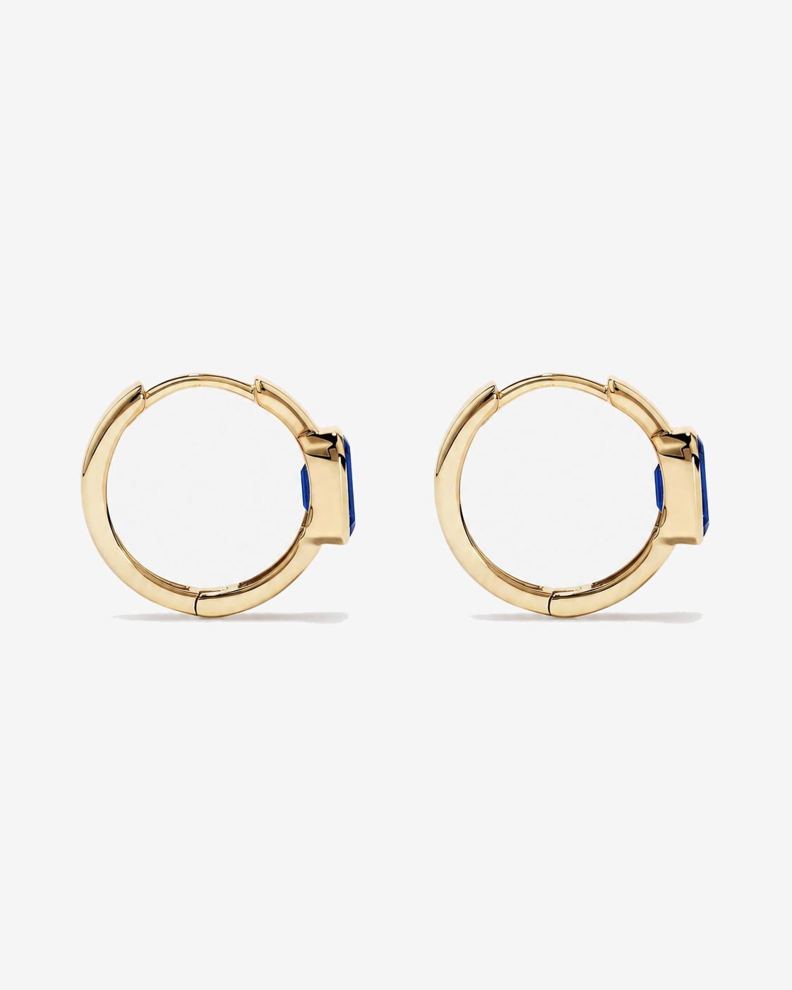 Boucles d'oreilles anneaux Saphir créé serties clos en or jaune 10 ct