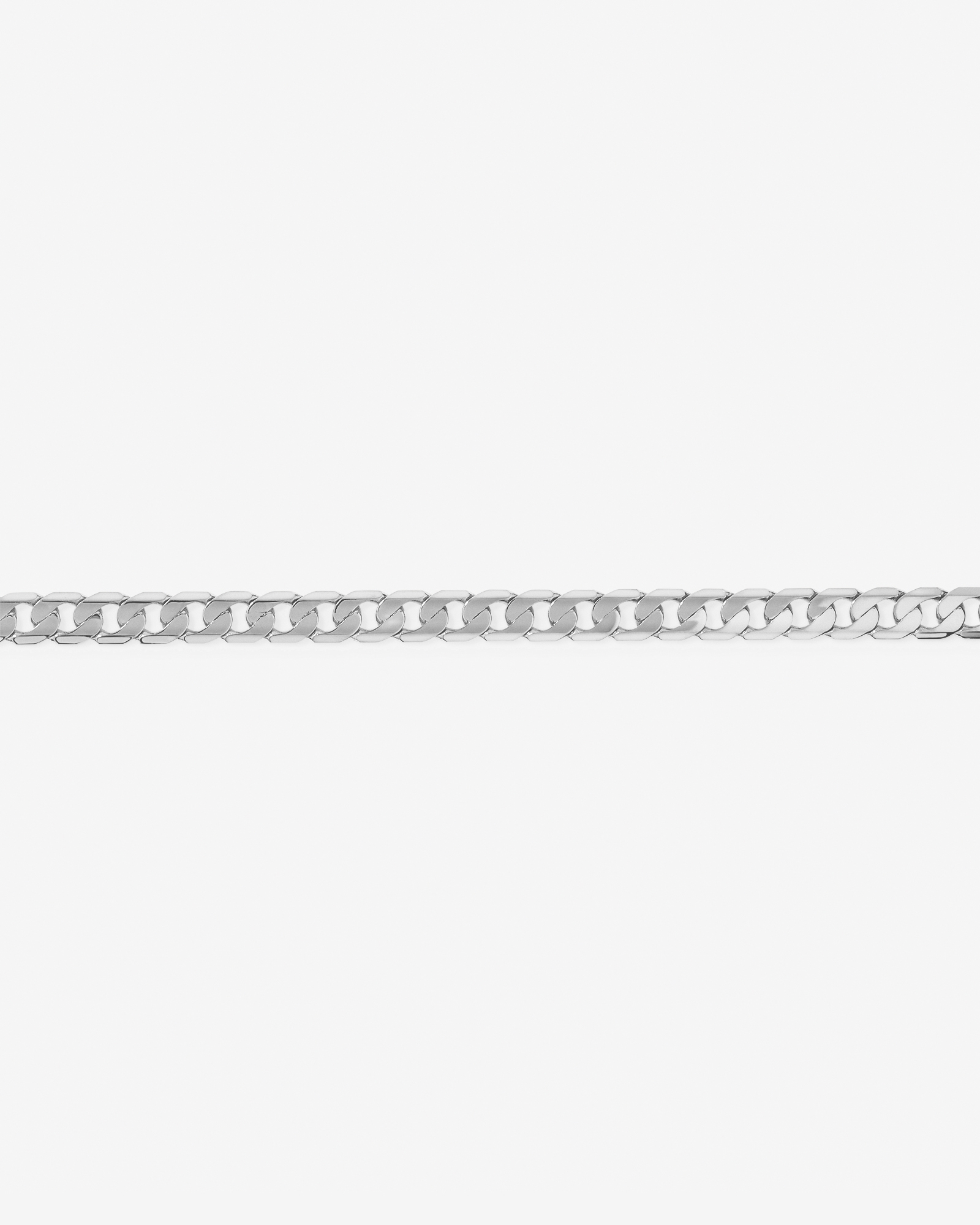 19cm (22") 6mm-6.5mm Width Curb Bracelet in 10kt White Gold