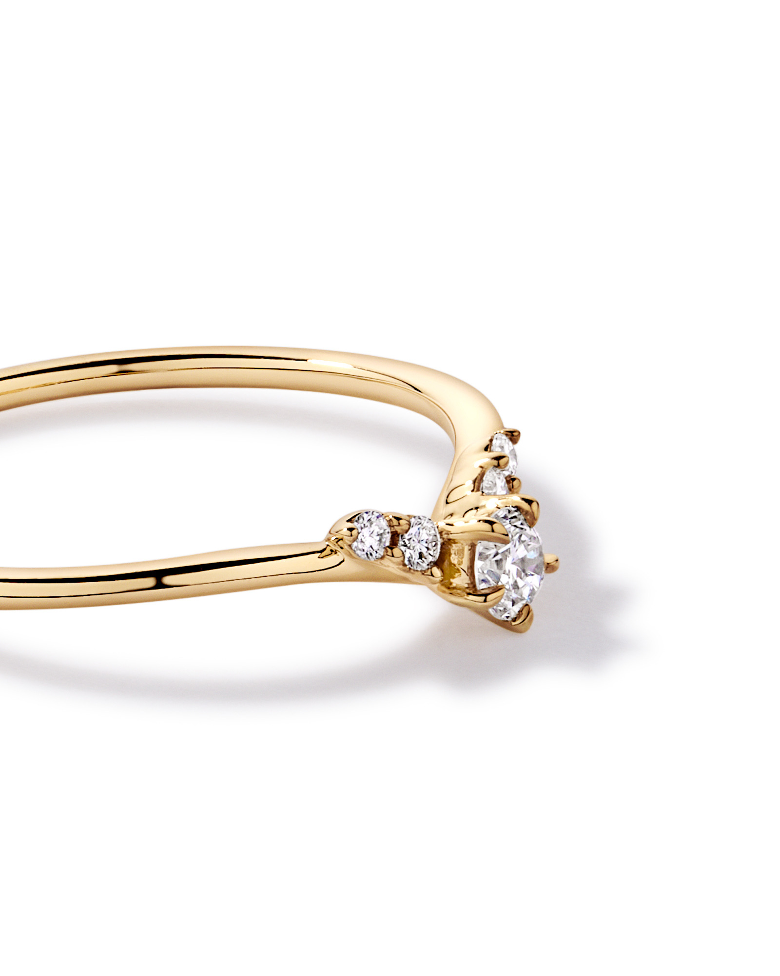 Bague de promesse Chevron en or jaune 10 carats avec diamant rond brillant laboratoire (poids total 0,15 carat)