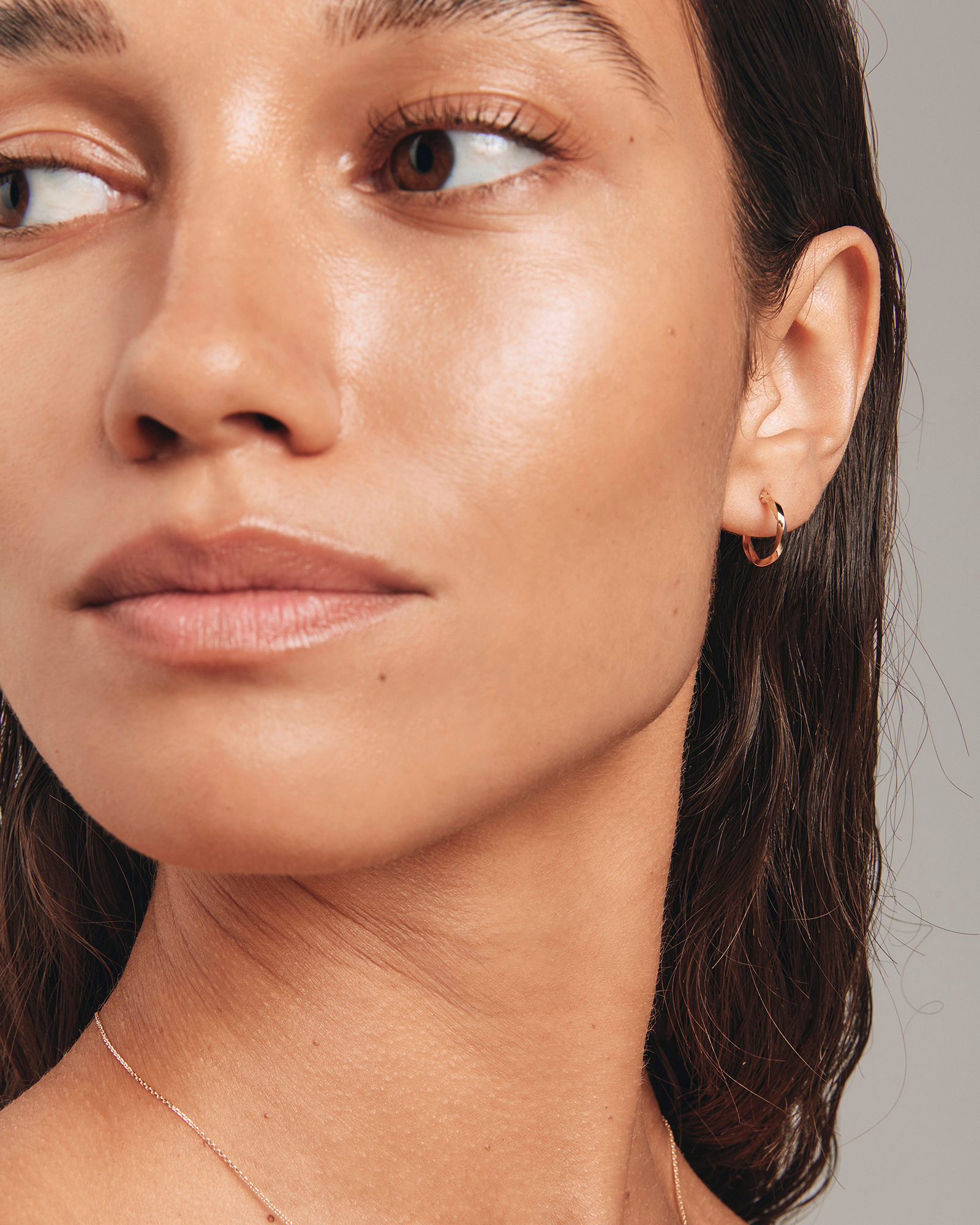 Anneaux carrés torsadés or jaune 10 K