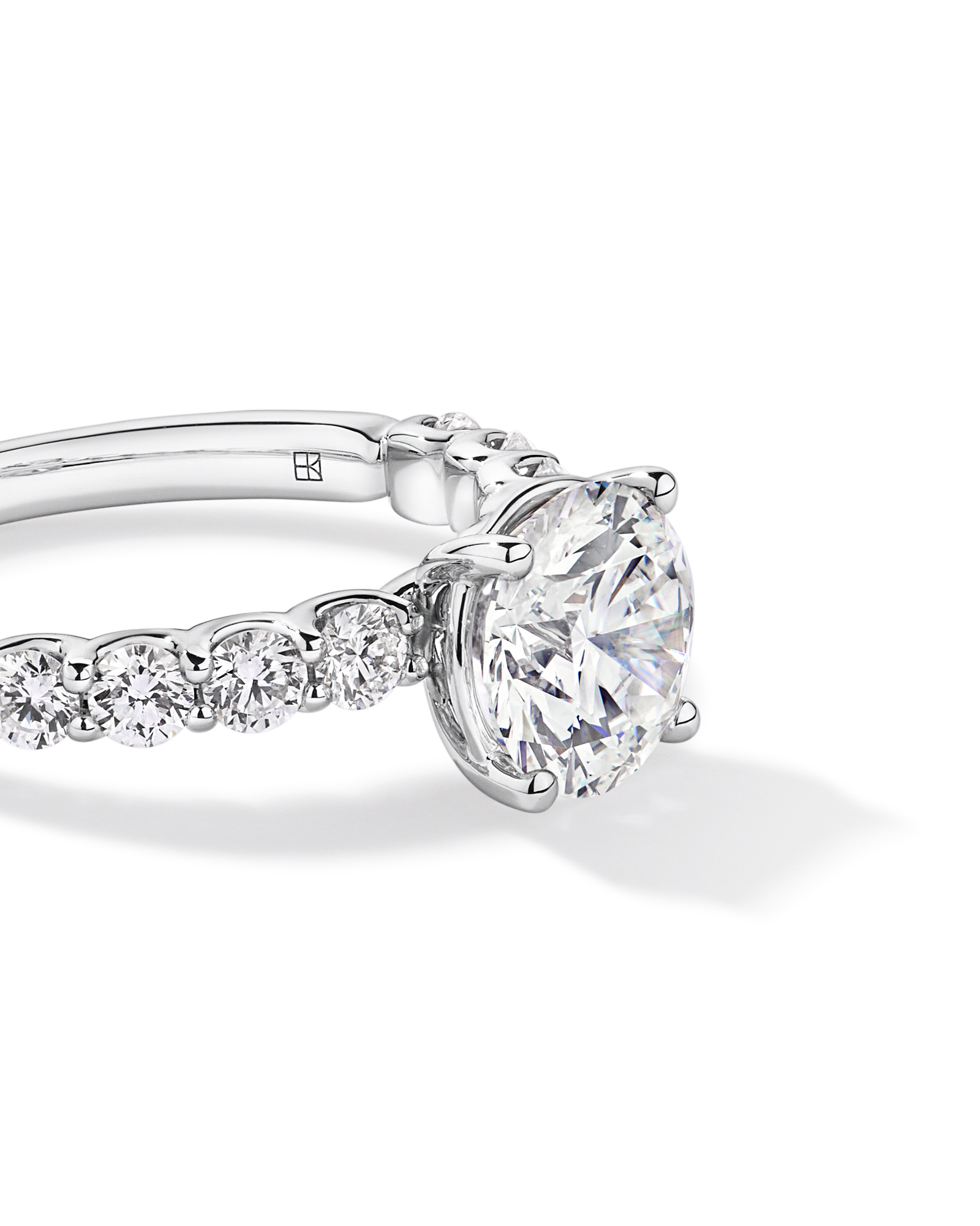 2.75TW Round Brilliant Laboratory-Grown Diamond Engagement Ring 14kt Gold