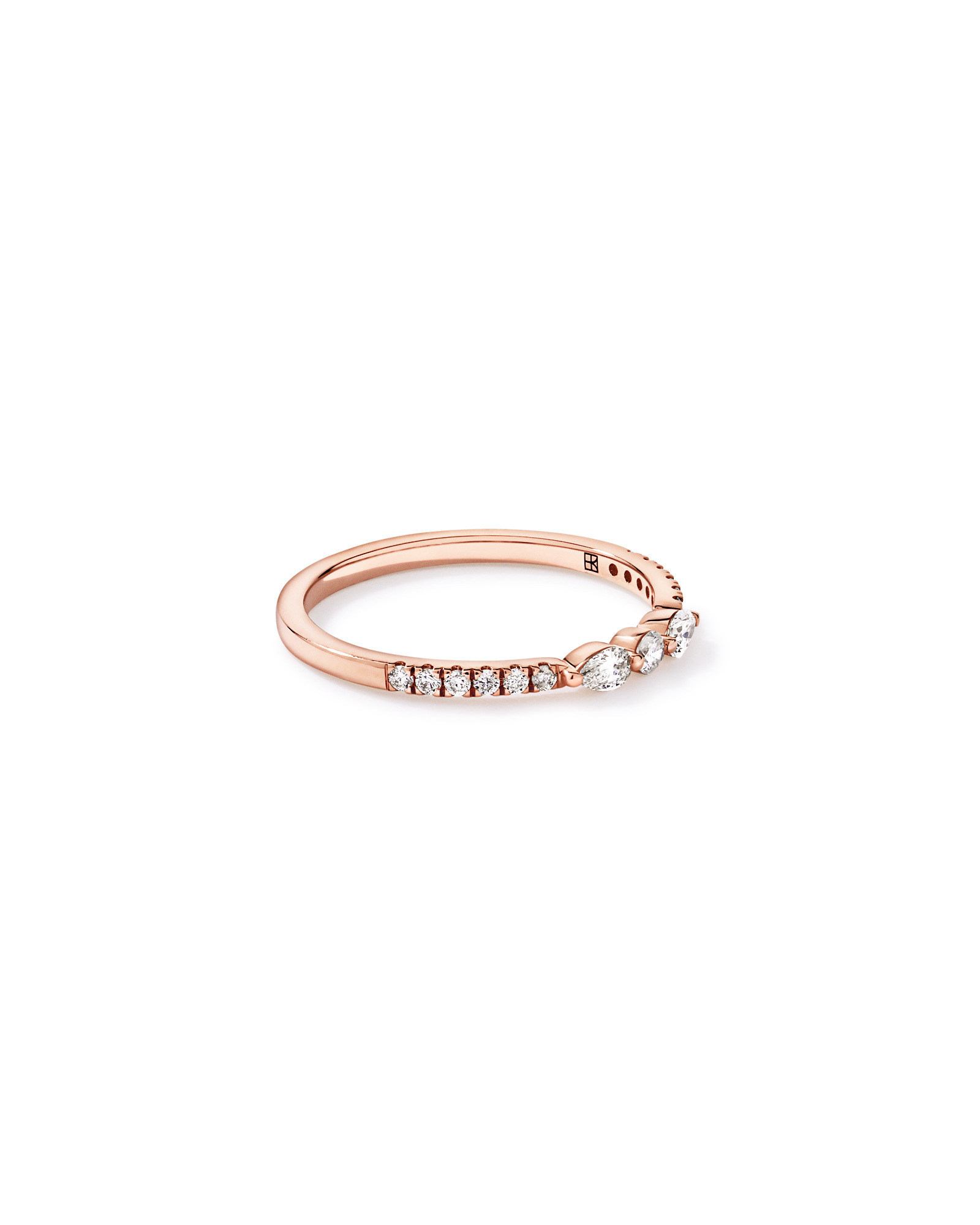 Alliance en or rose 14 carats avec diamants taille poire et taille brillant ronde (poids total de 0,23 carat)