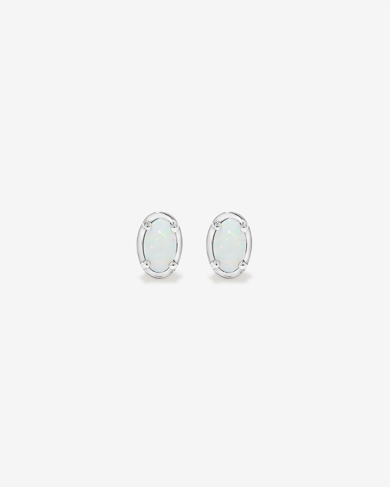 Boucles d’oreilles ovales australiennes en opale en argent sterling