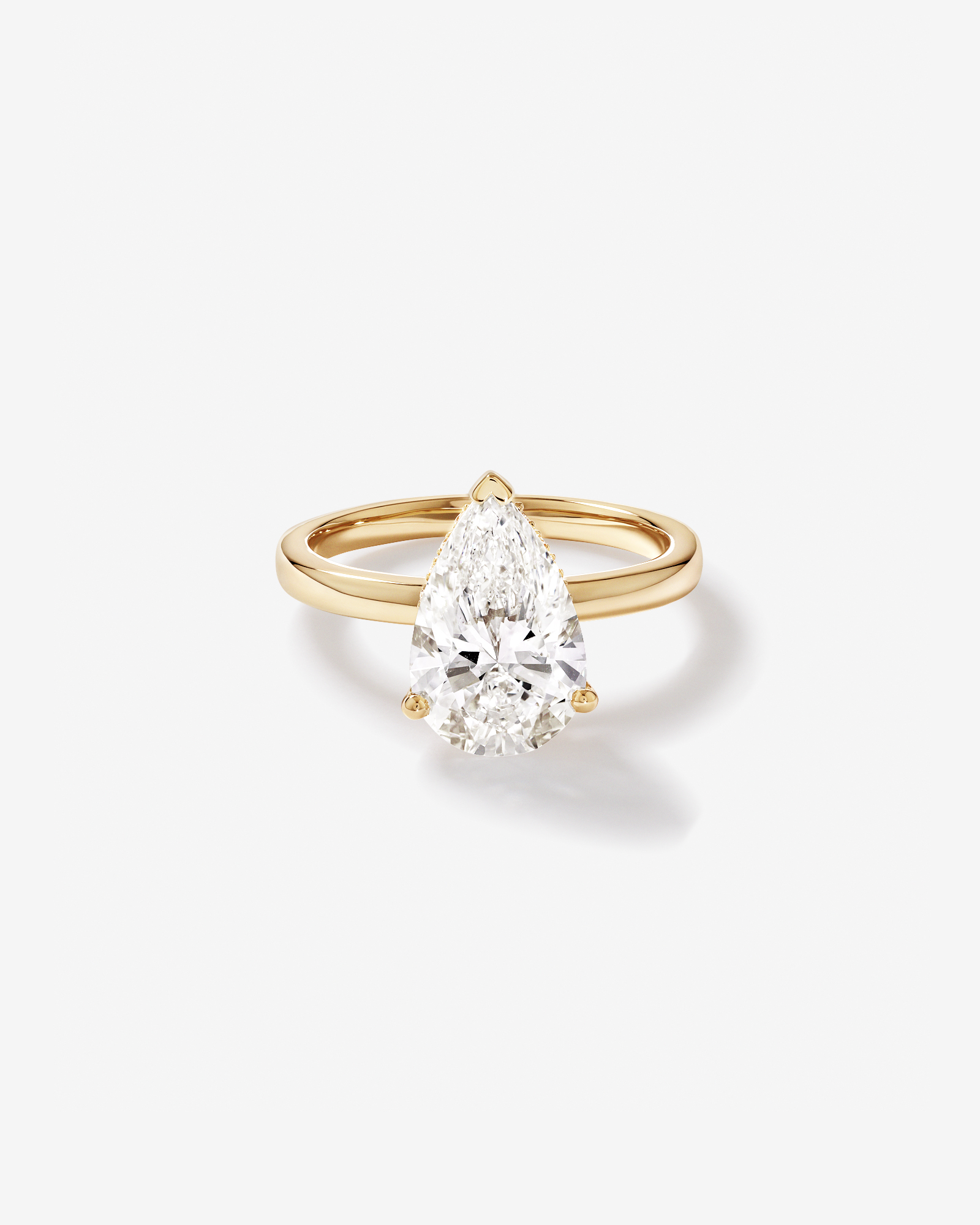 3.10 Carat TW Pear Cut Laboratory-Grown Diamond Solitaire Ring 18kt Yellow Gold